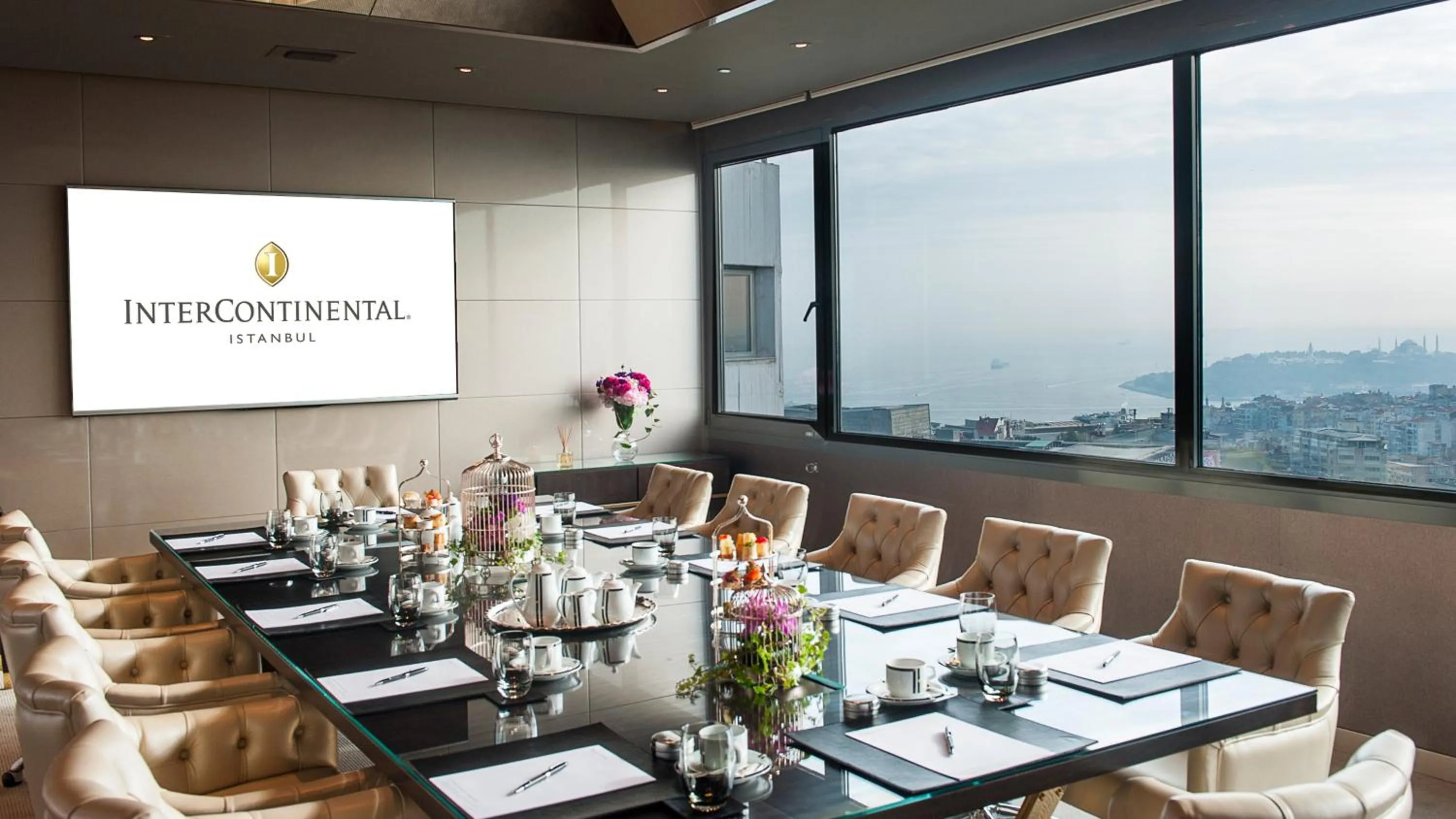Meeting/conference room in InterContinental Istanbul by IHG