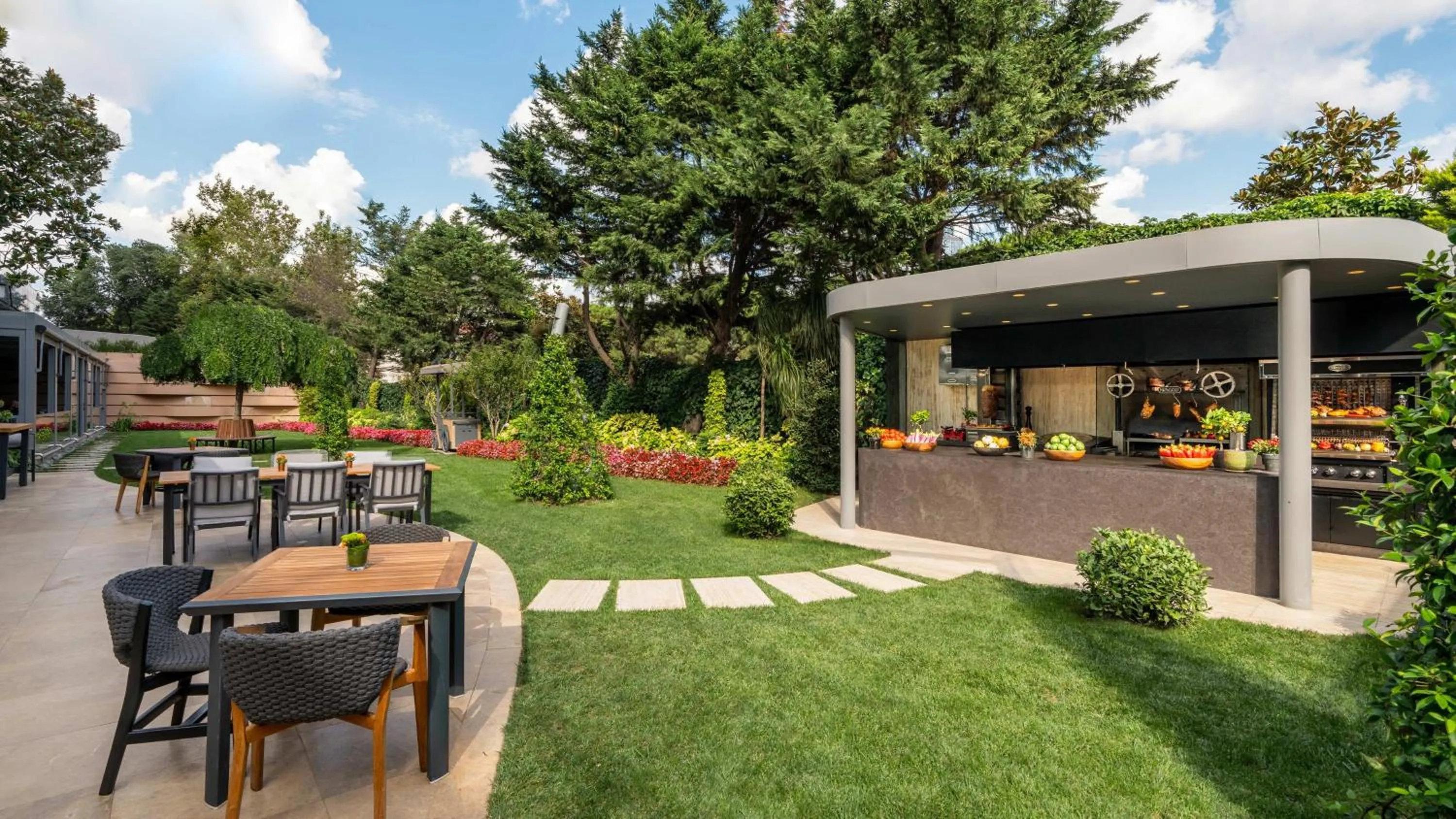 Restaurant/places to eat in InterContinental Istanbul by IHG