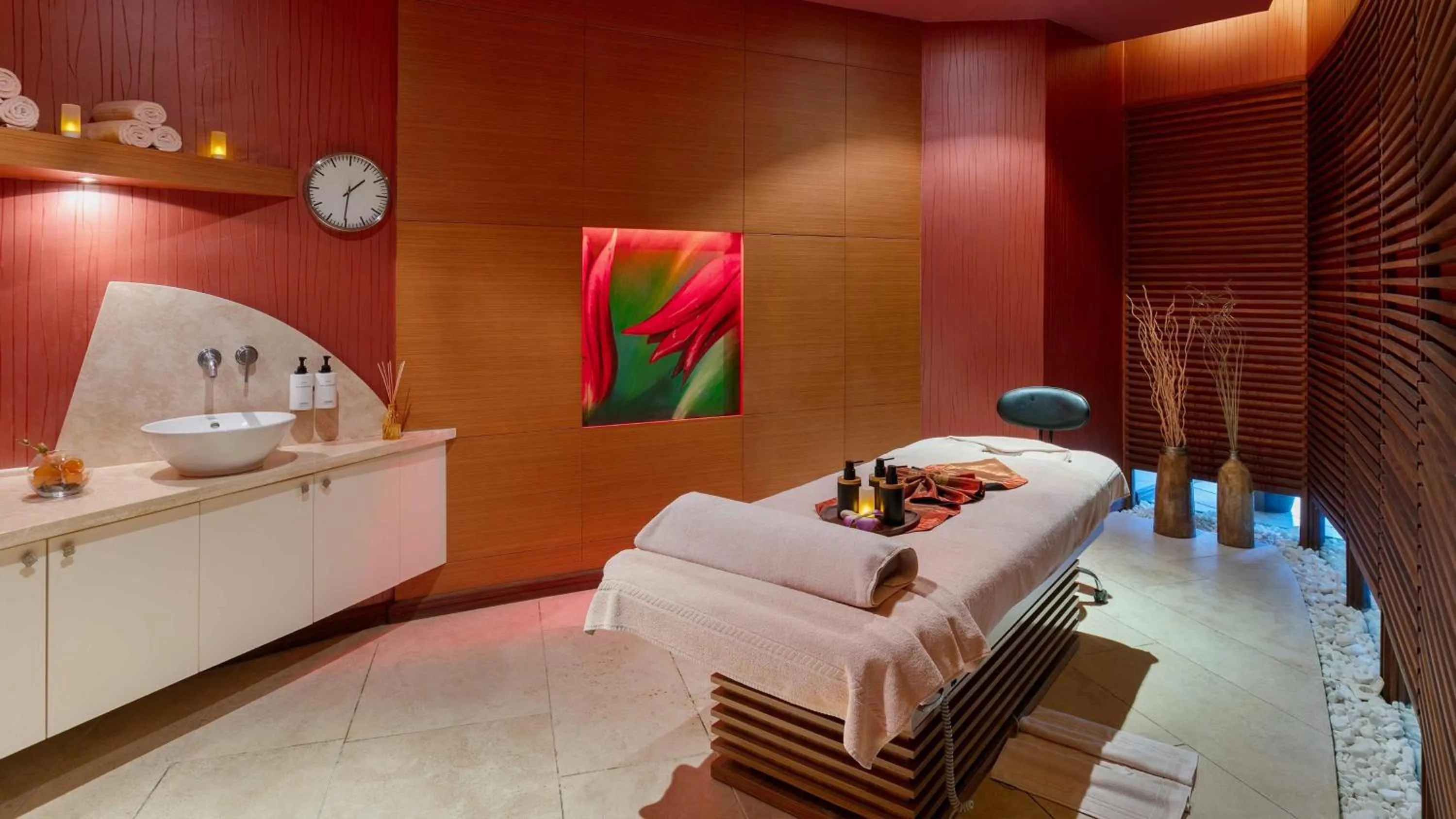 Spa and wellness centre/facilities in InterContinental Istanbul by IHG