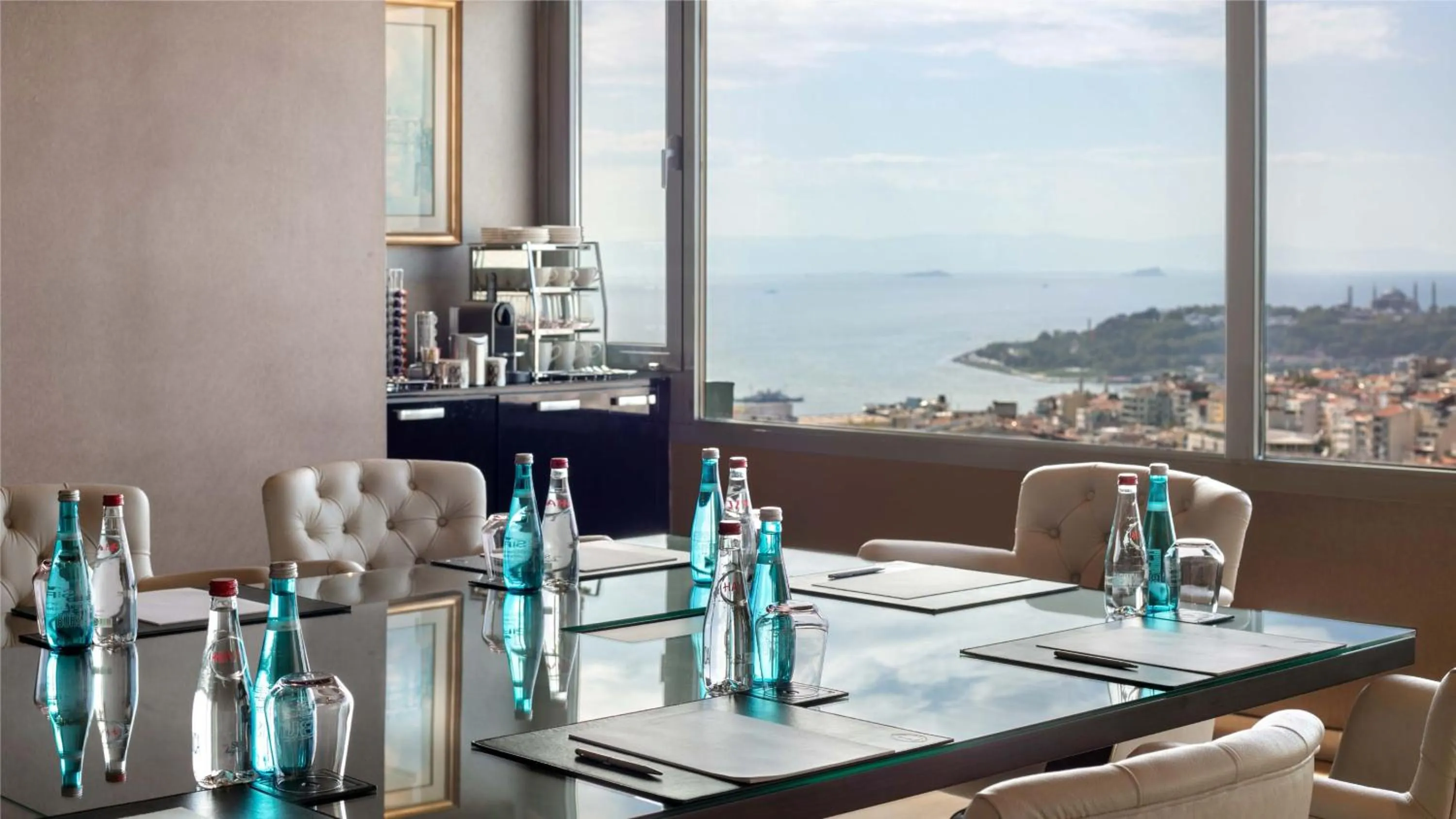 Meeting/conference room in InterContinental Istanbul by IHG