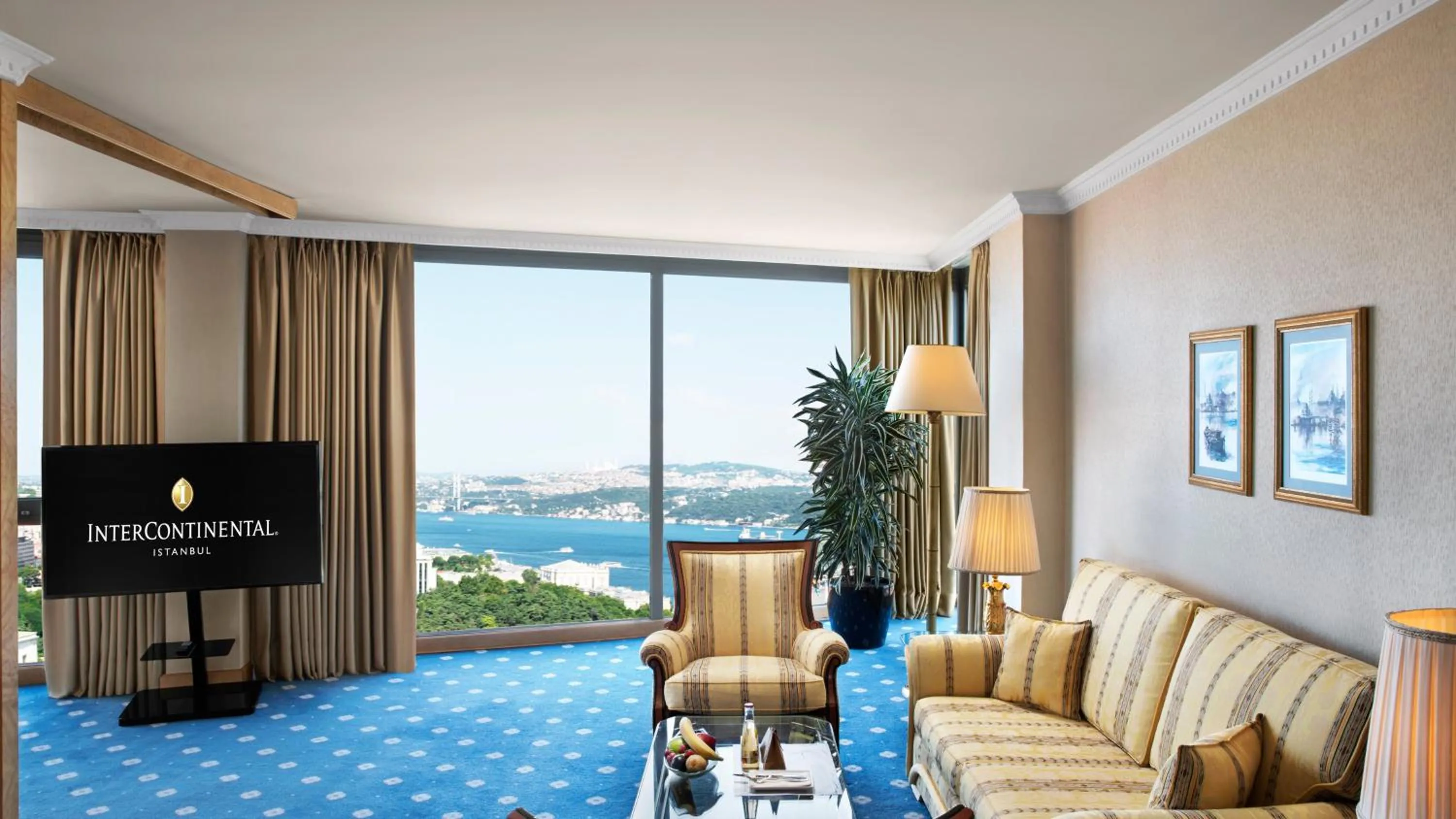Bedroom in InterContinental Istanbul by IHG