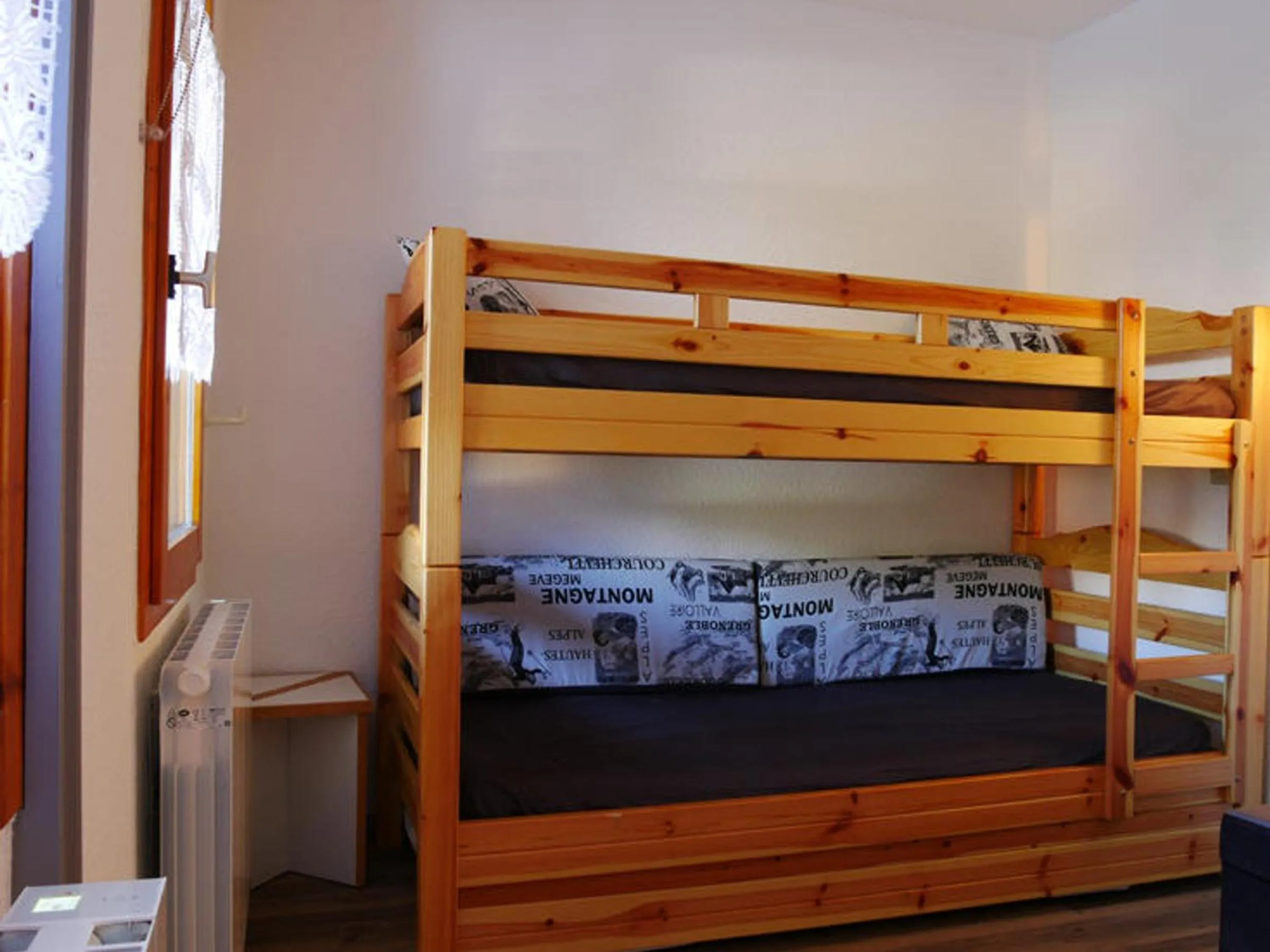Charmant 2 pièces rénové, 4-5 pers, balcon, proche pistes et commerces, La Plagne Montchavin - FR-1-329-39