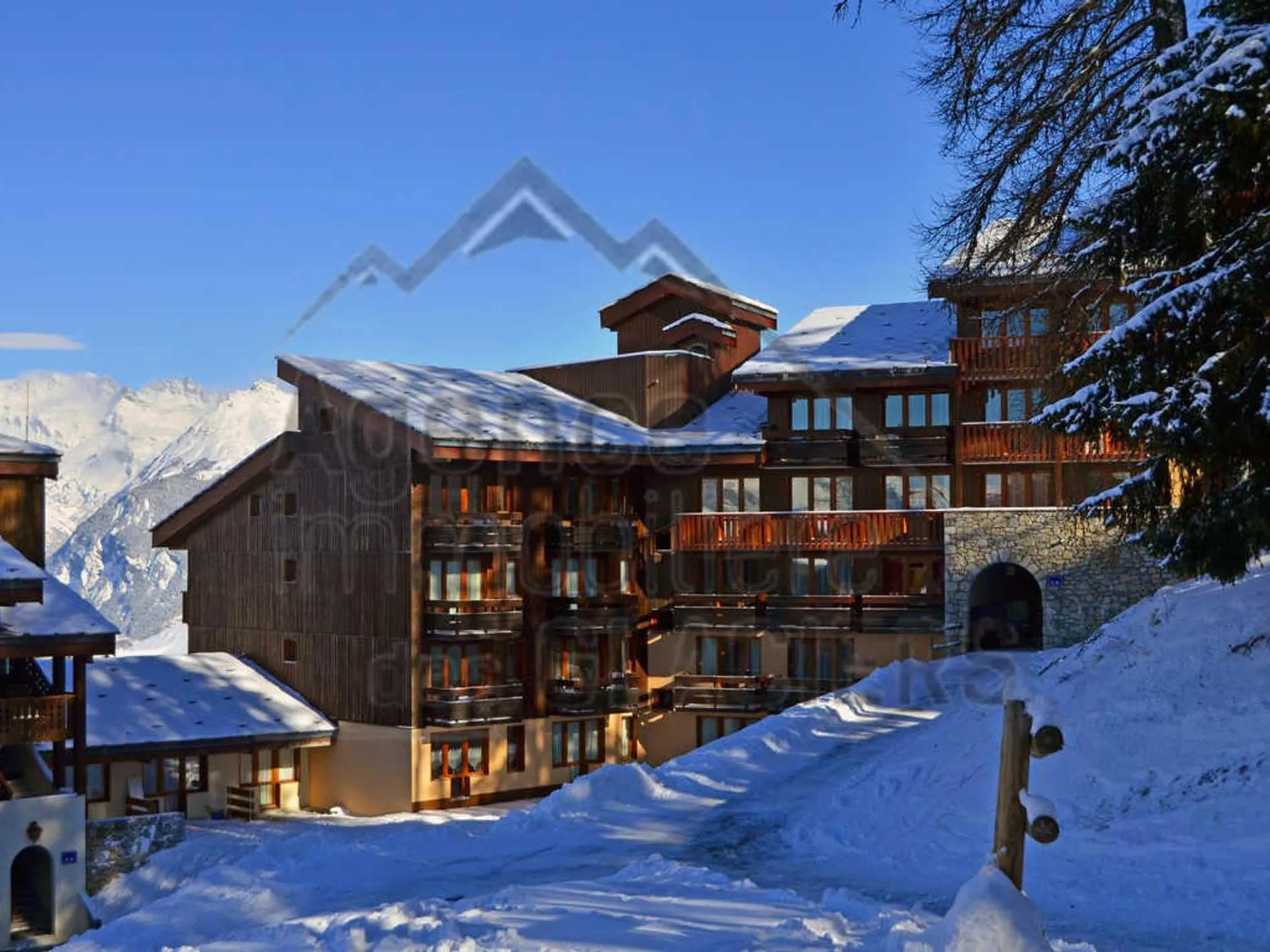 Charmant 2 pièces rénové, 4-5 pers, balcon, proche pistes et commerces, La Plagne Montchavin - FR-1-329-39