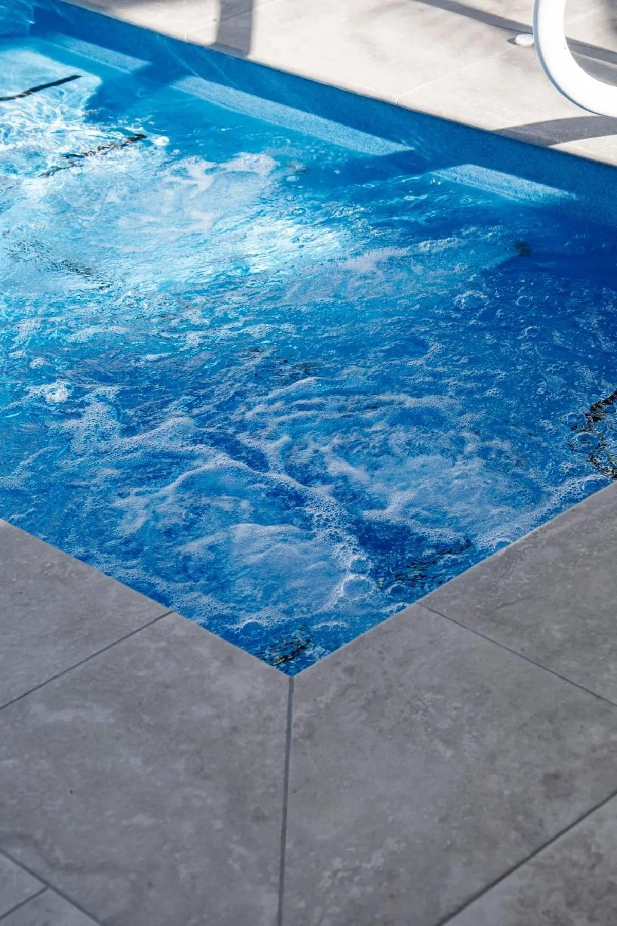 Hot Tub in Moby Dick Waterfront Resort Motel