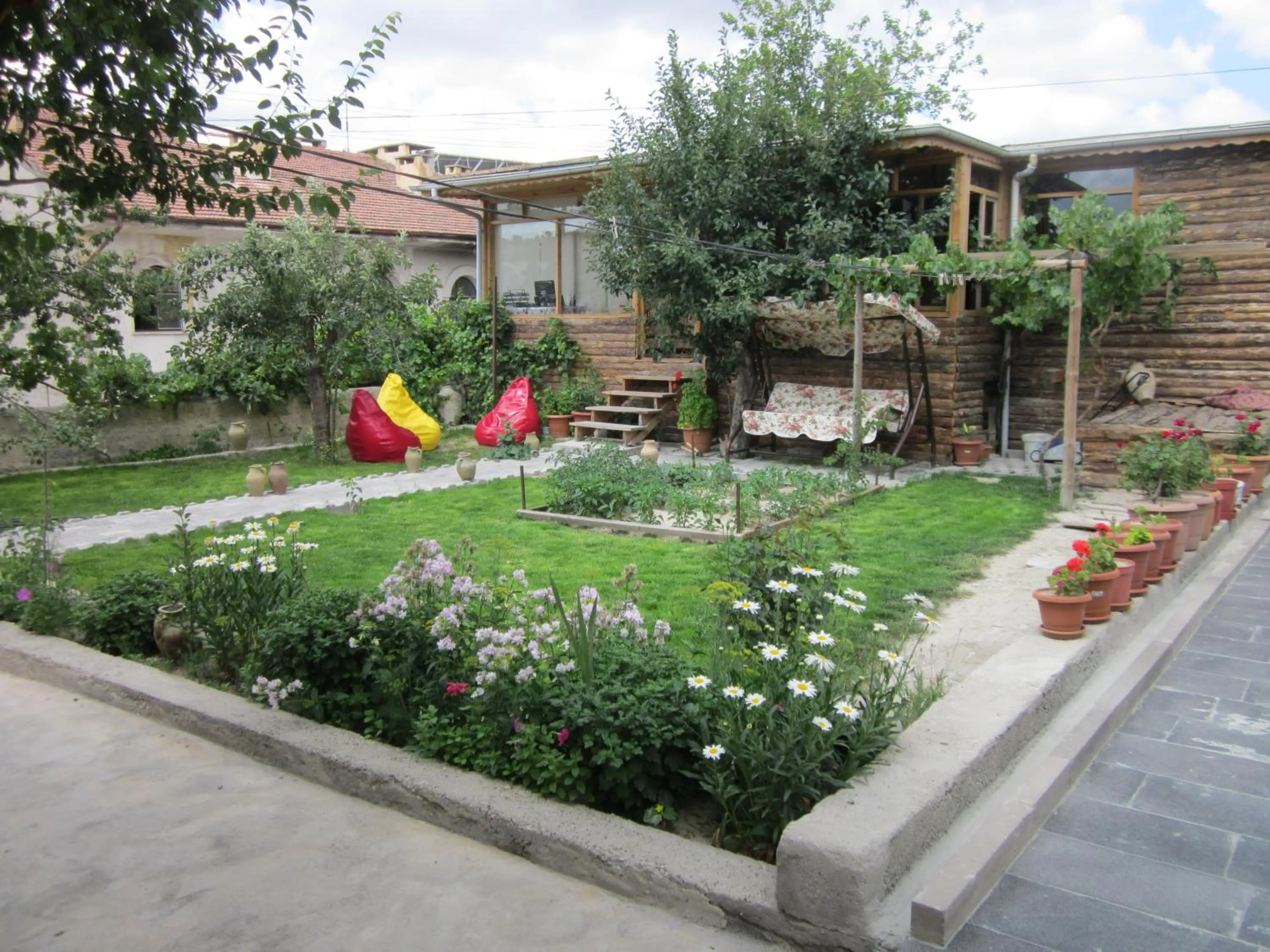 Garden view in Falcon Cave Suites