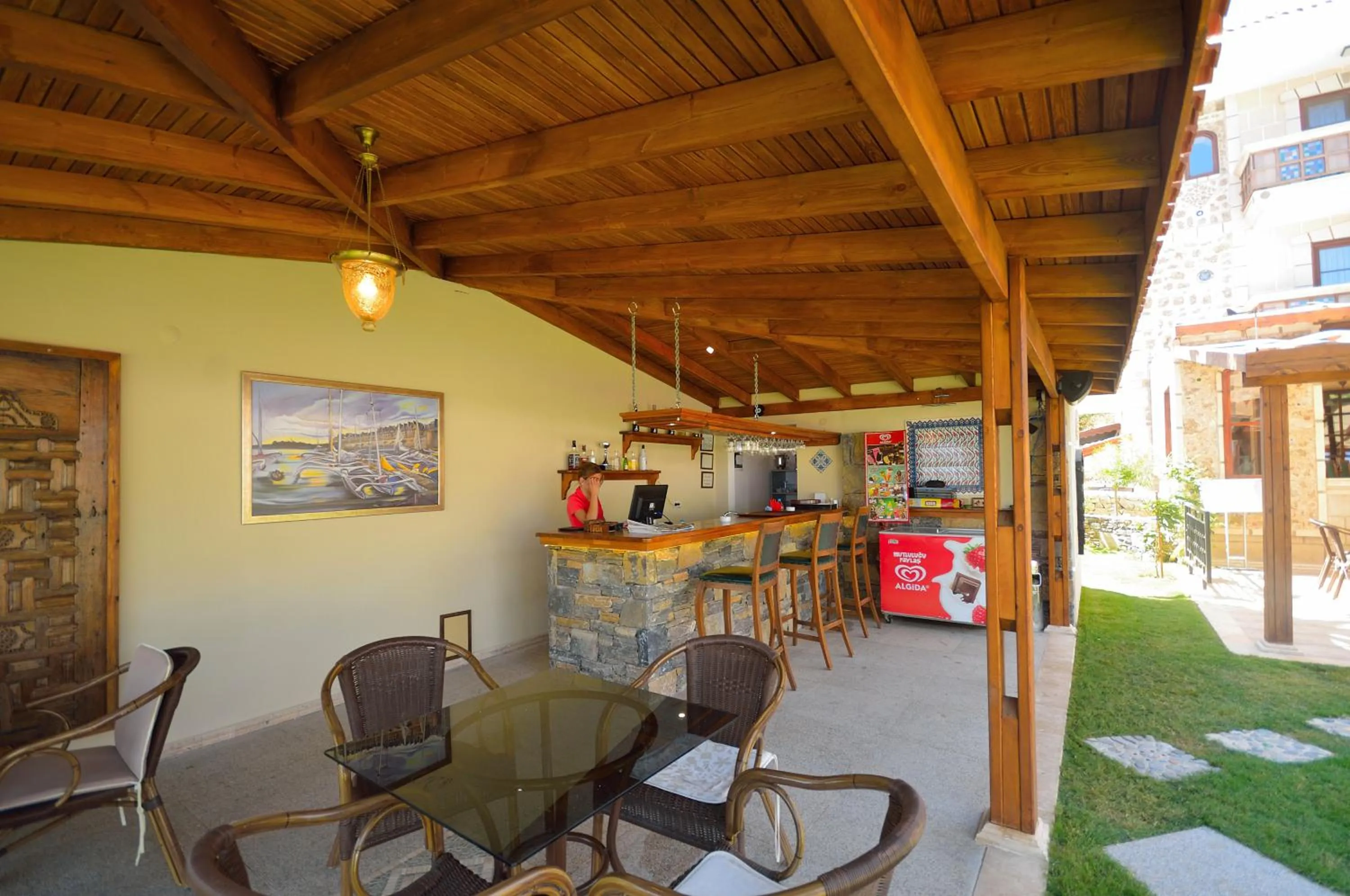 Lounge or bar in My Marina Select Hotel