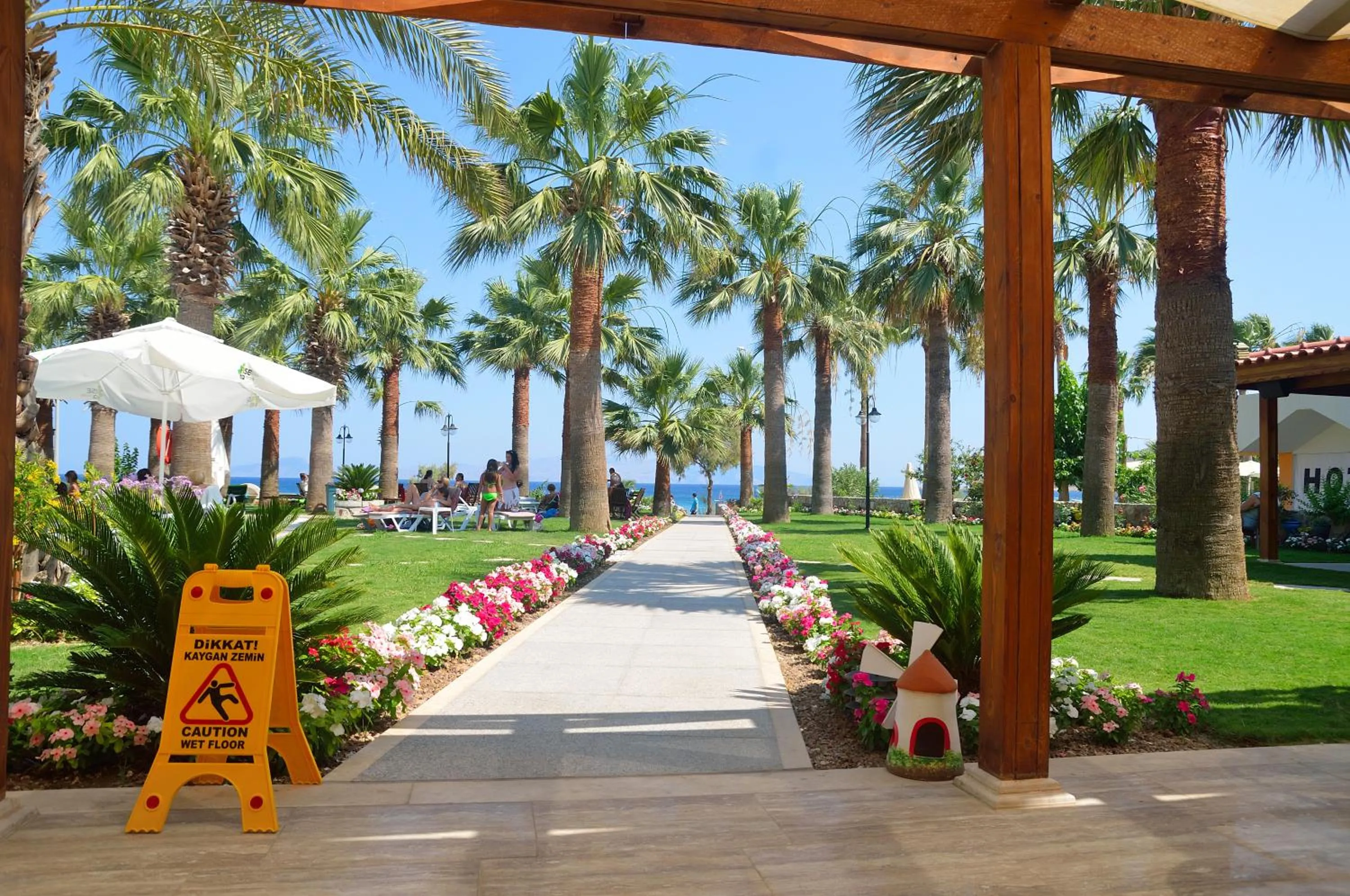 Area and facilities in My Marina Select Hotel