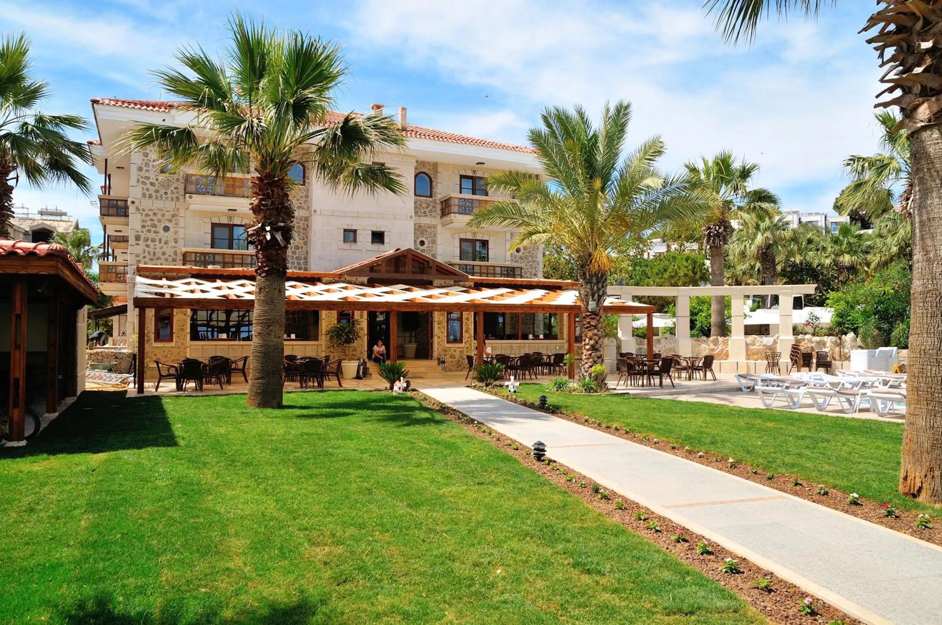 Facade/entrance in My Marina Select Hotel