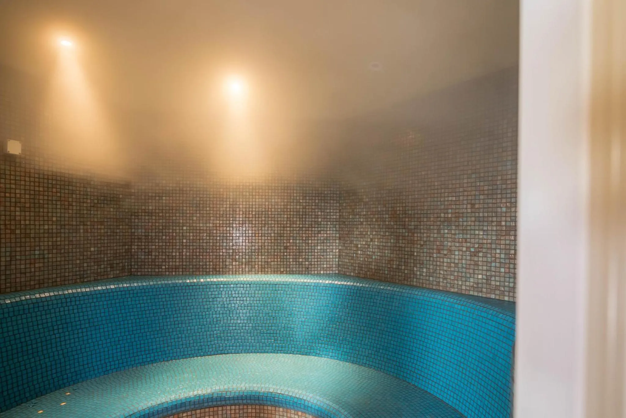 Steam room in Ammersee-Hotel