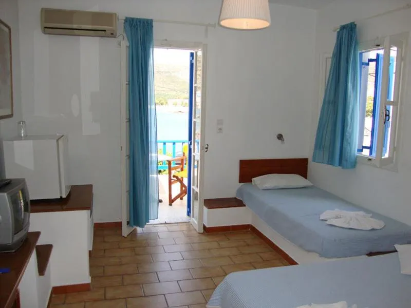 Photo of the whole room, Bed in Hotel Minoa