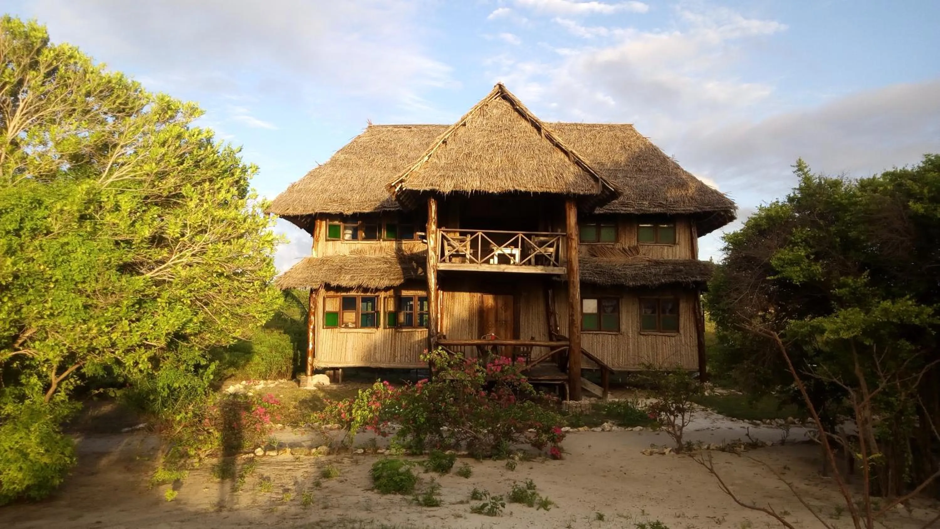 Property building in Pemba Eco Lodge