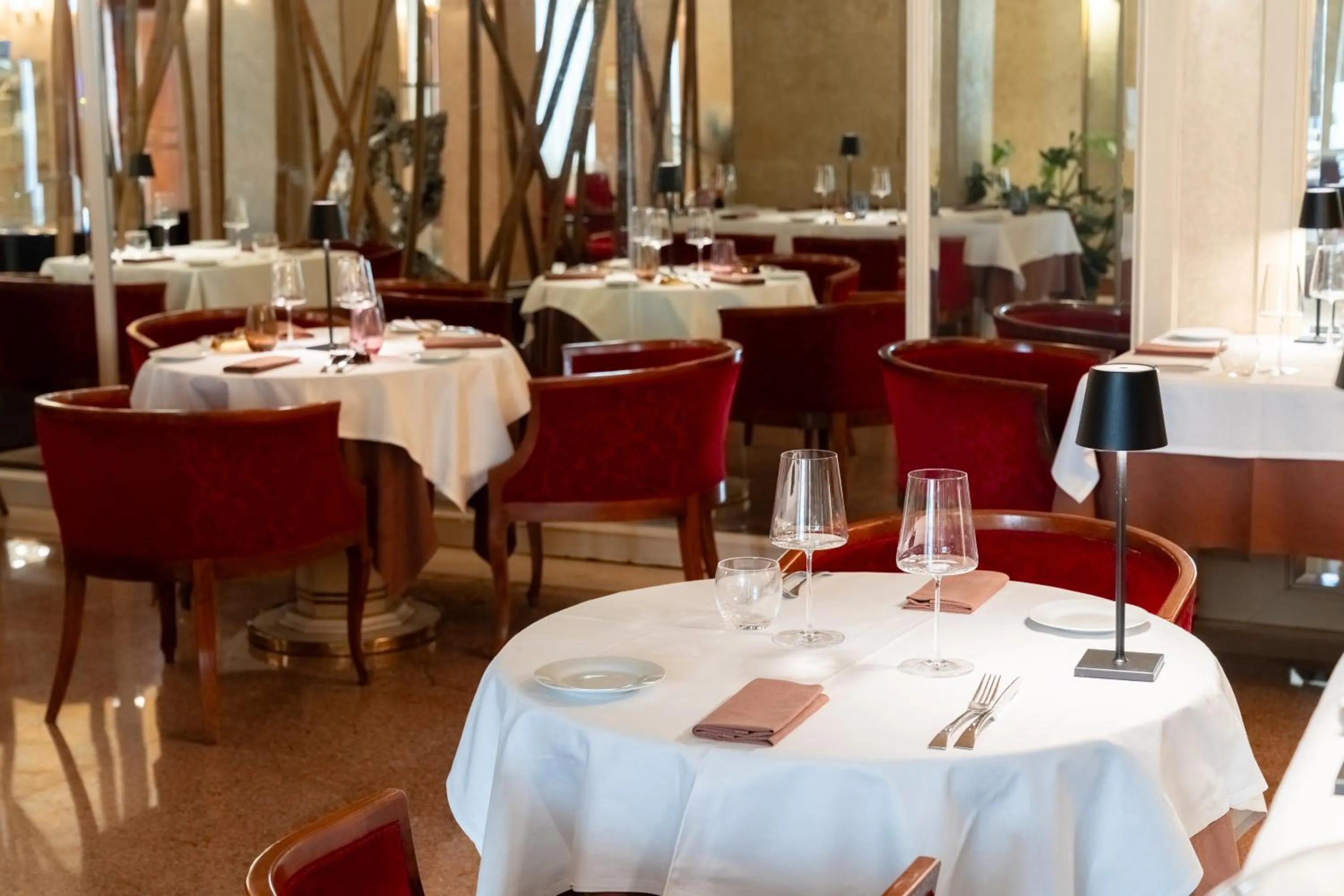 Restaurant/places to eat in Hotel Vittoria