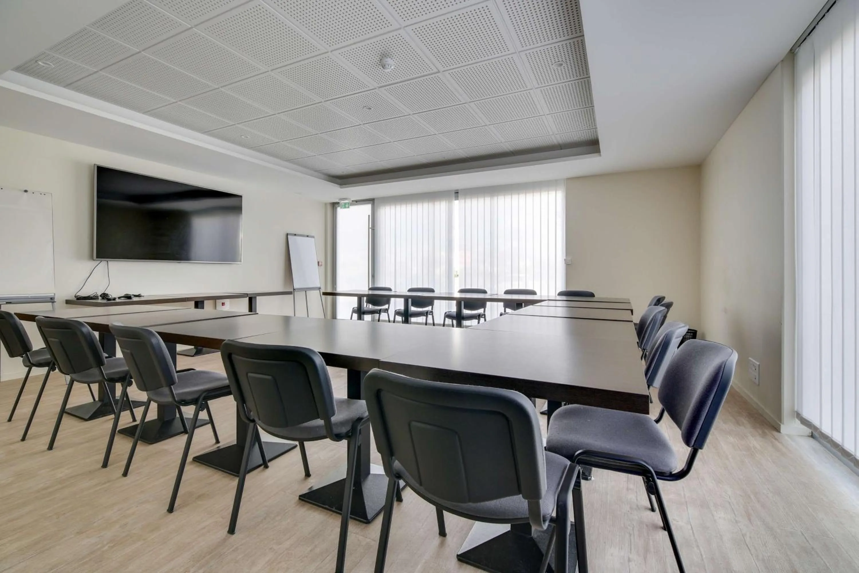 Business facilities in Brit Hotel Confort Saint-Dizier