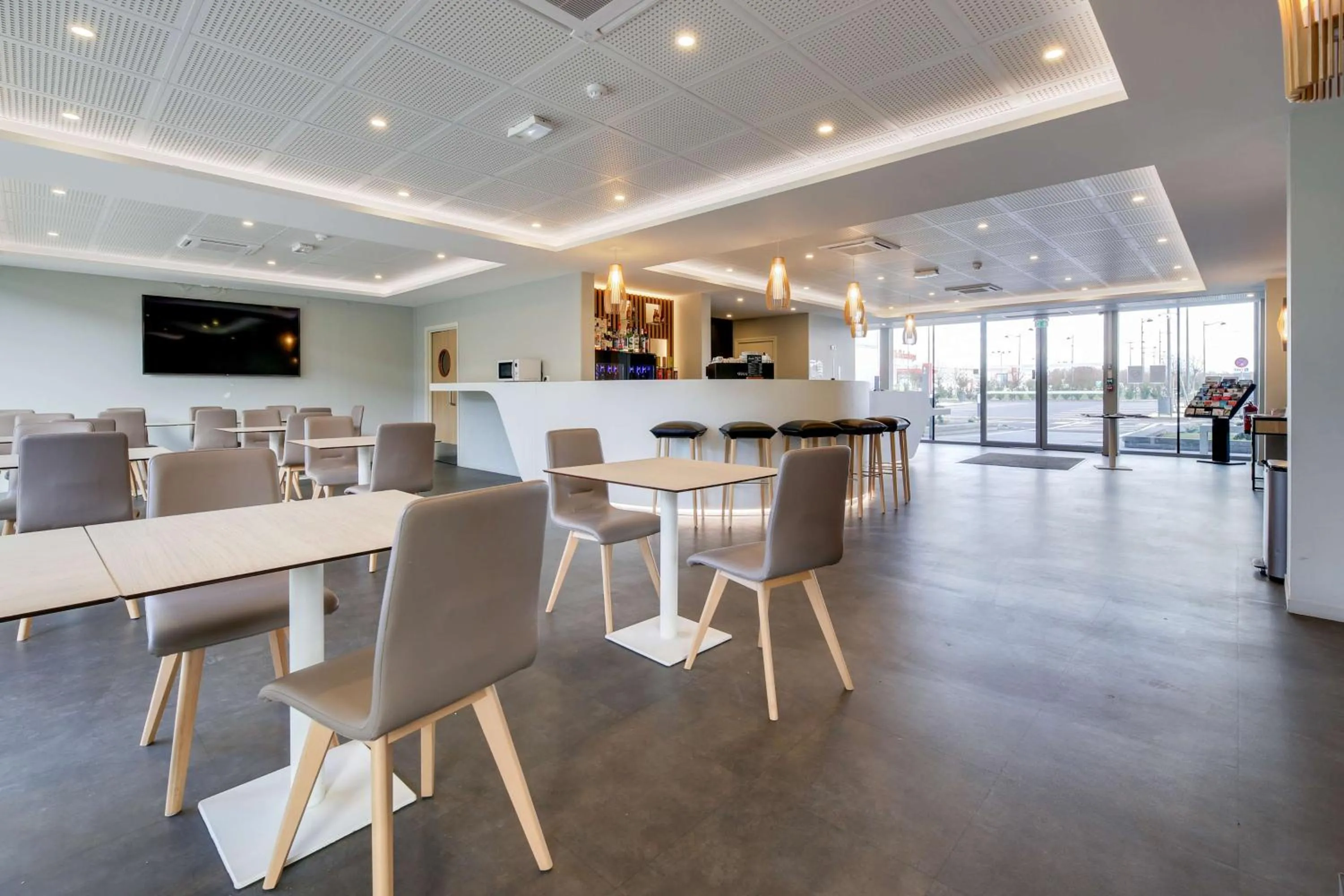 Restaurant/places to eat in Brit Hotel Confort Saint-Dizier