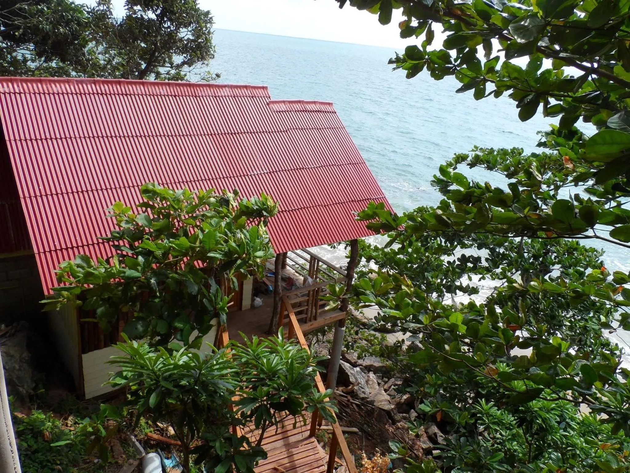 Photo of the whole room in Jungle Hill Beach Bungalow