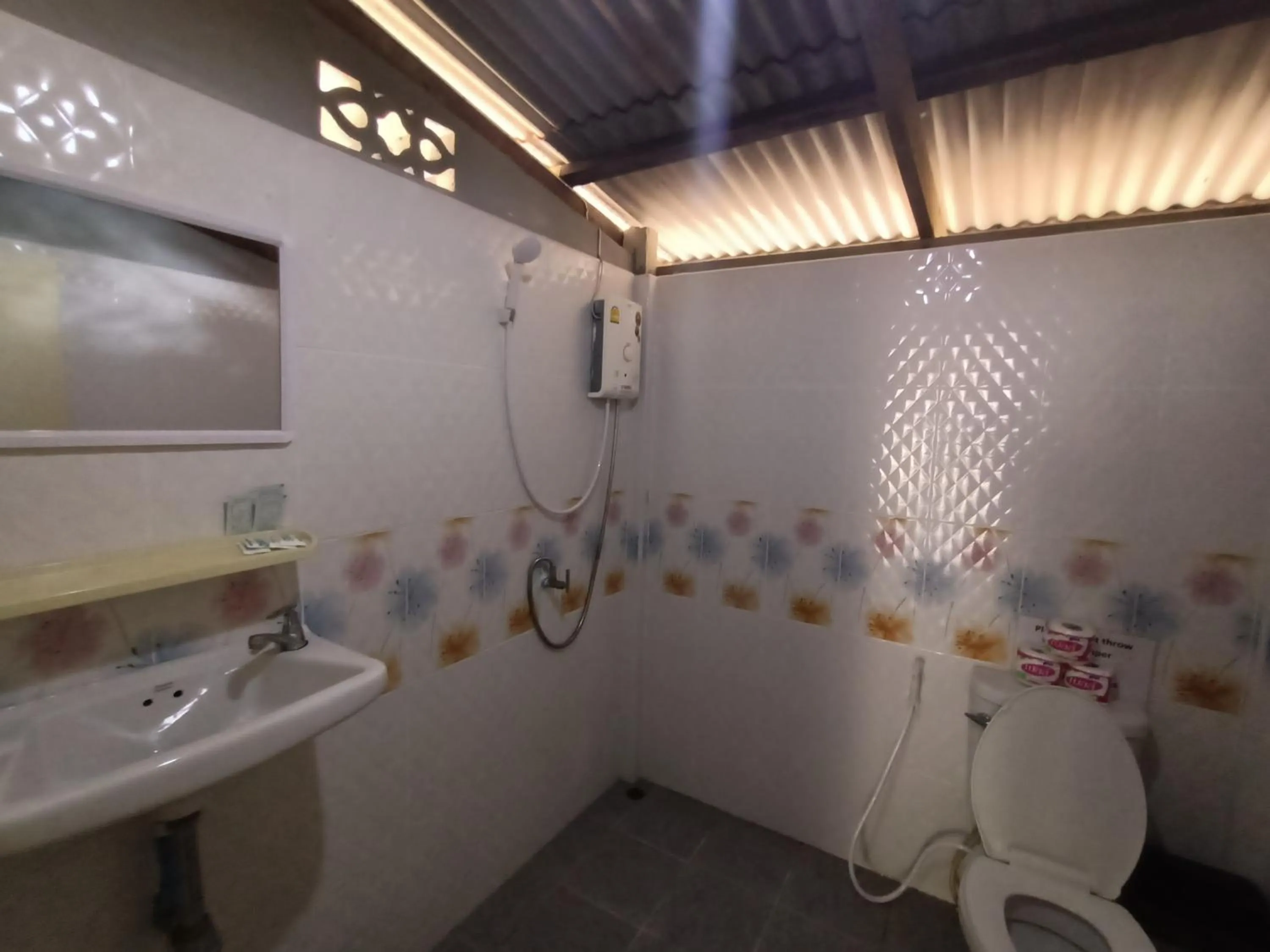 Jungle Hill Beach Bungalow