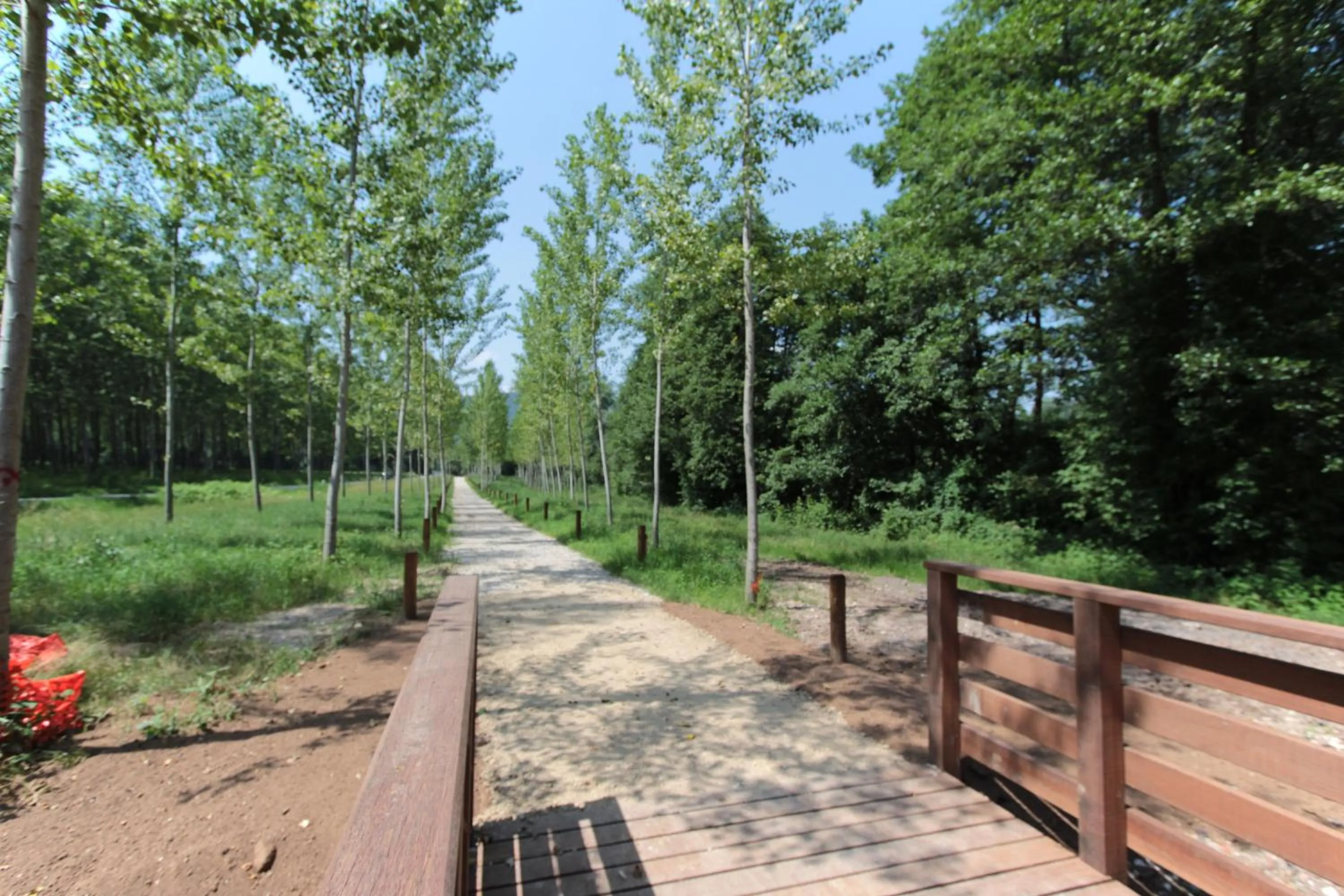 Area and facilities in B&B Marina