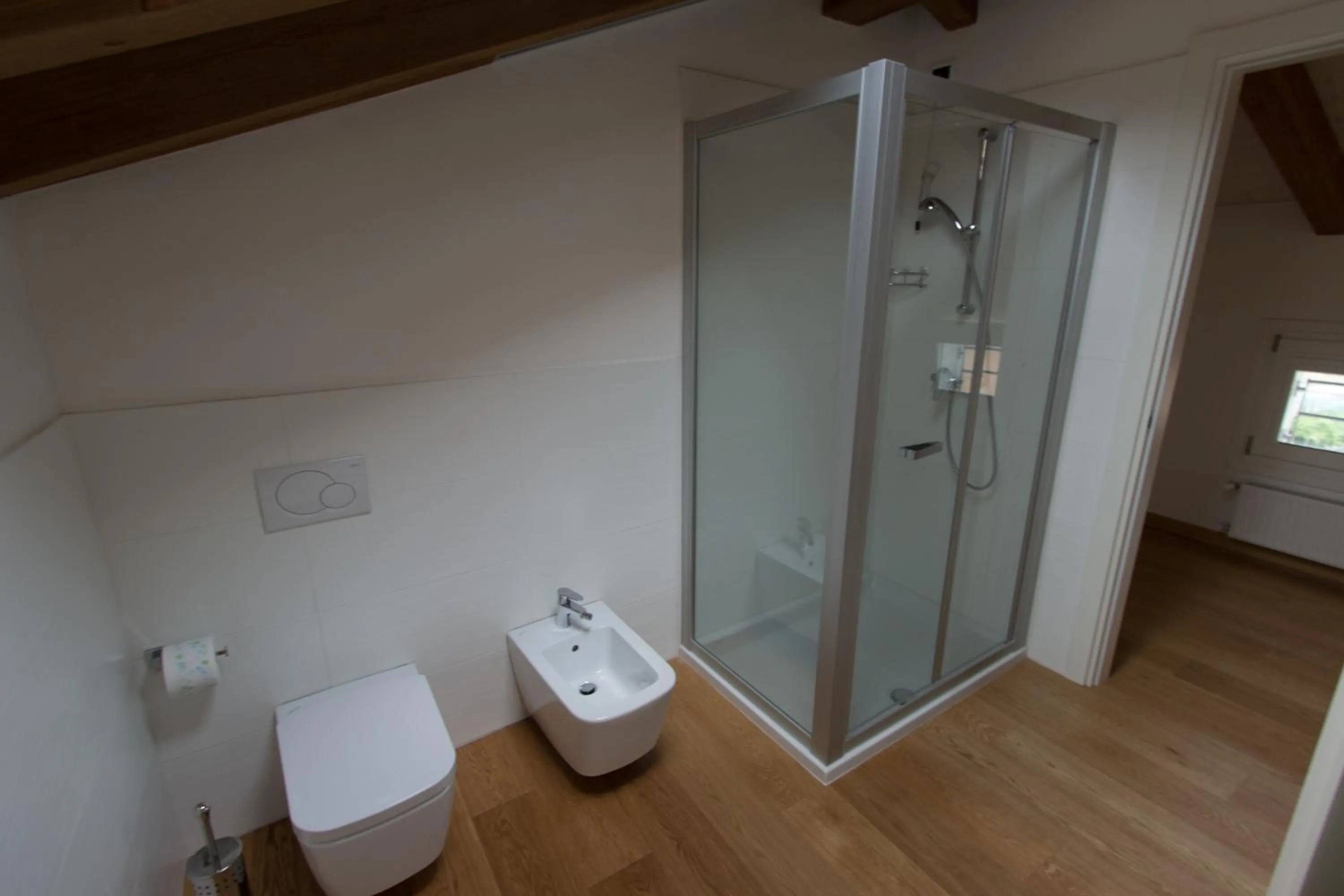 Shower in B&B Marina