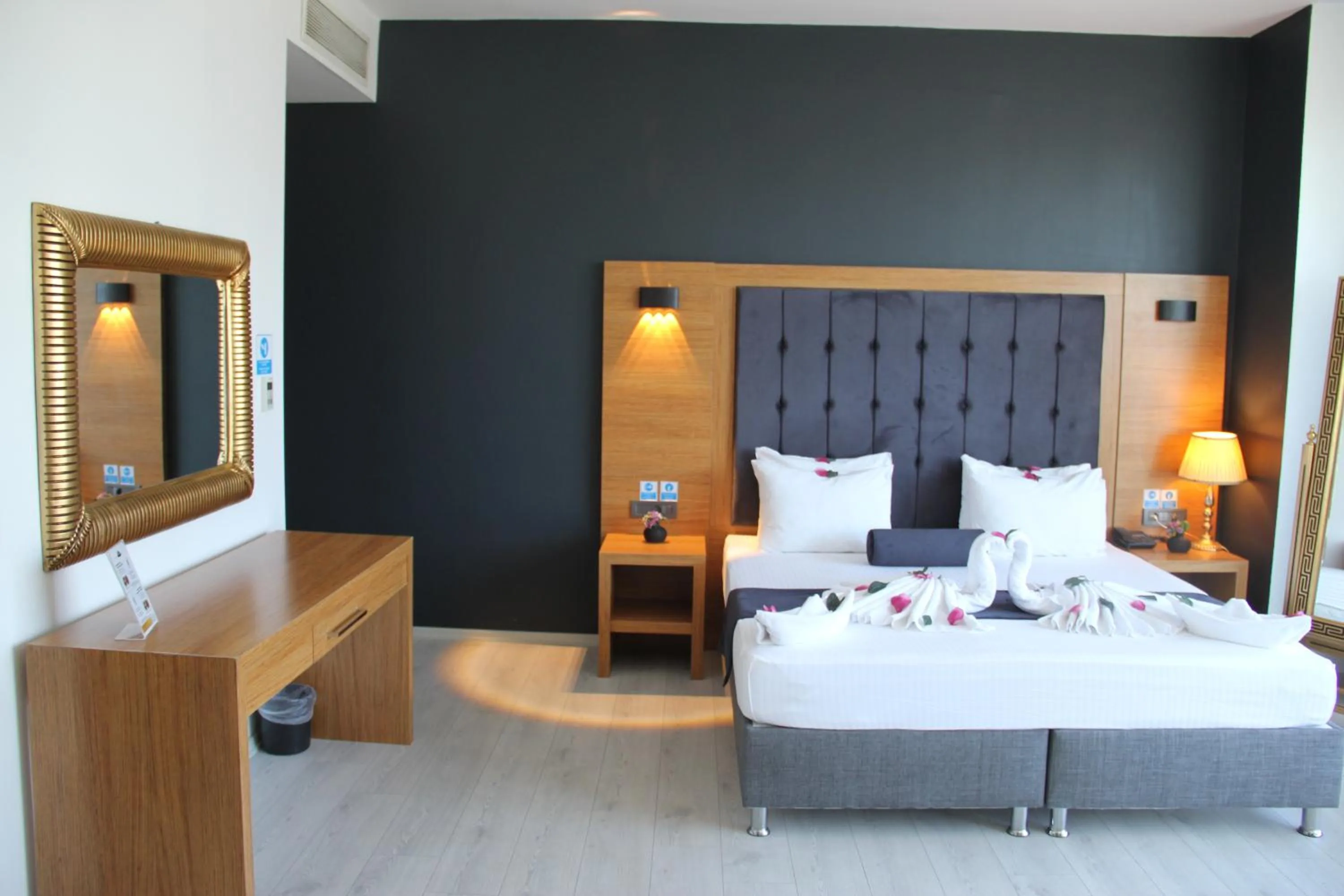 Bed in Asia Artemis Suit Hotel İstanbul