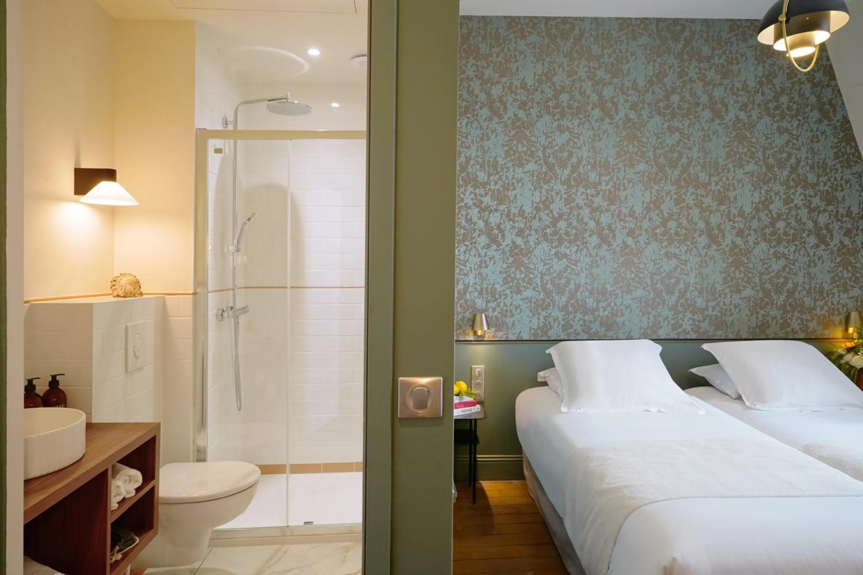 Bed in Hotel Des Prélats