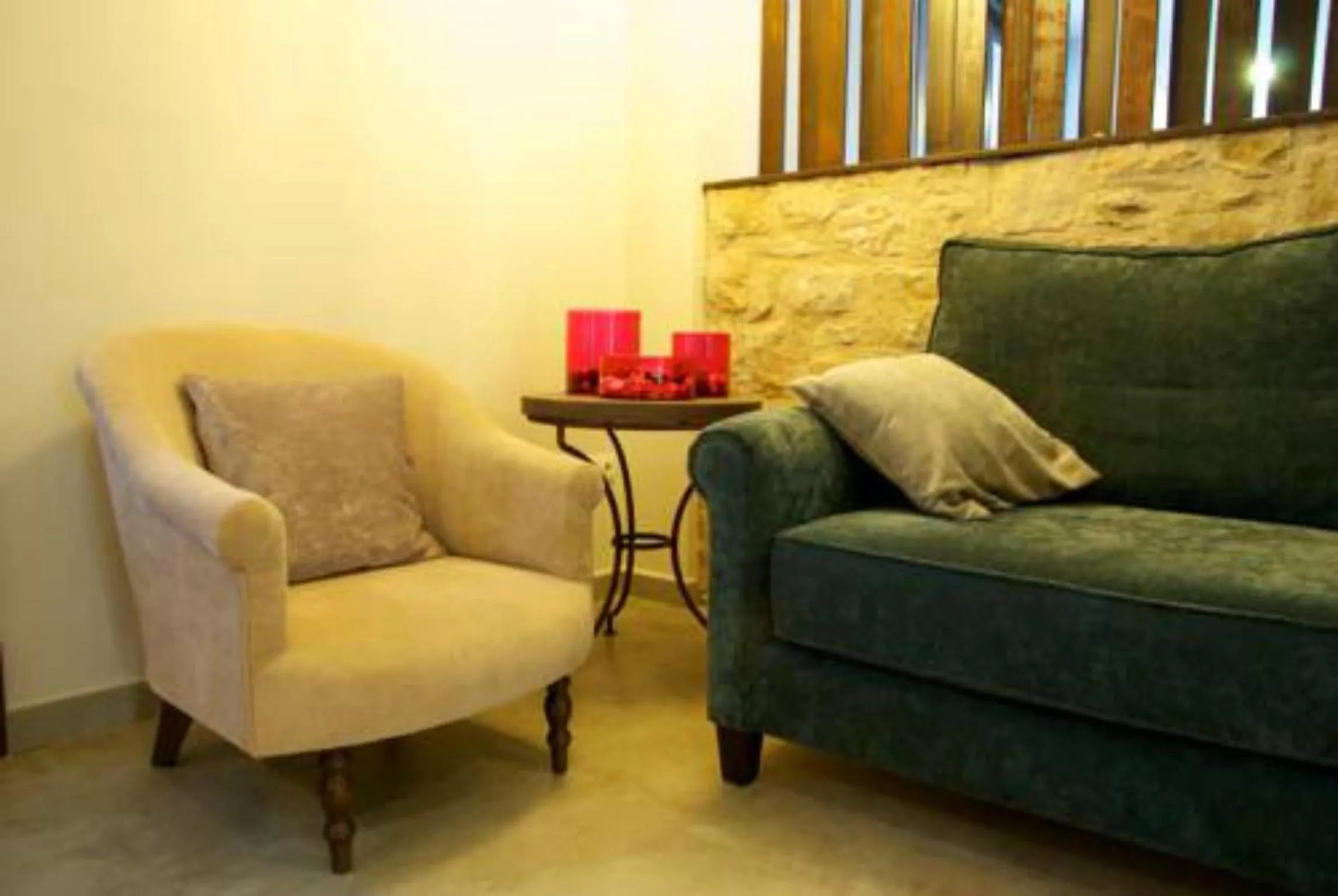 Communal lounge/ TV room in Hotel Villa Monter