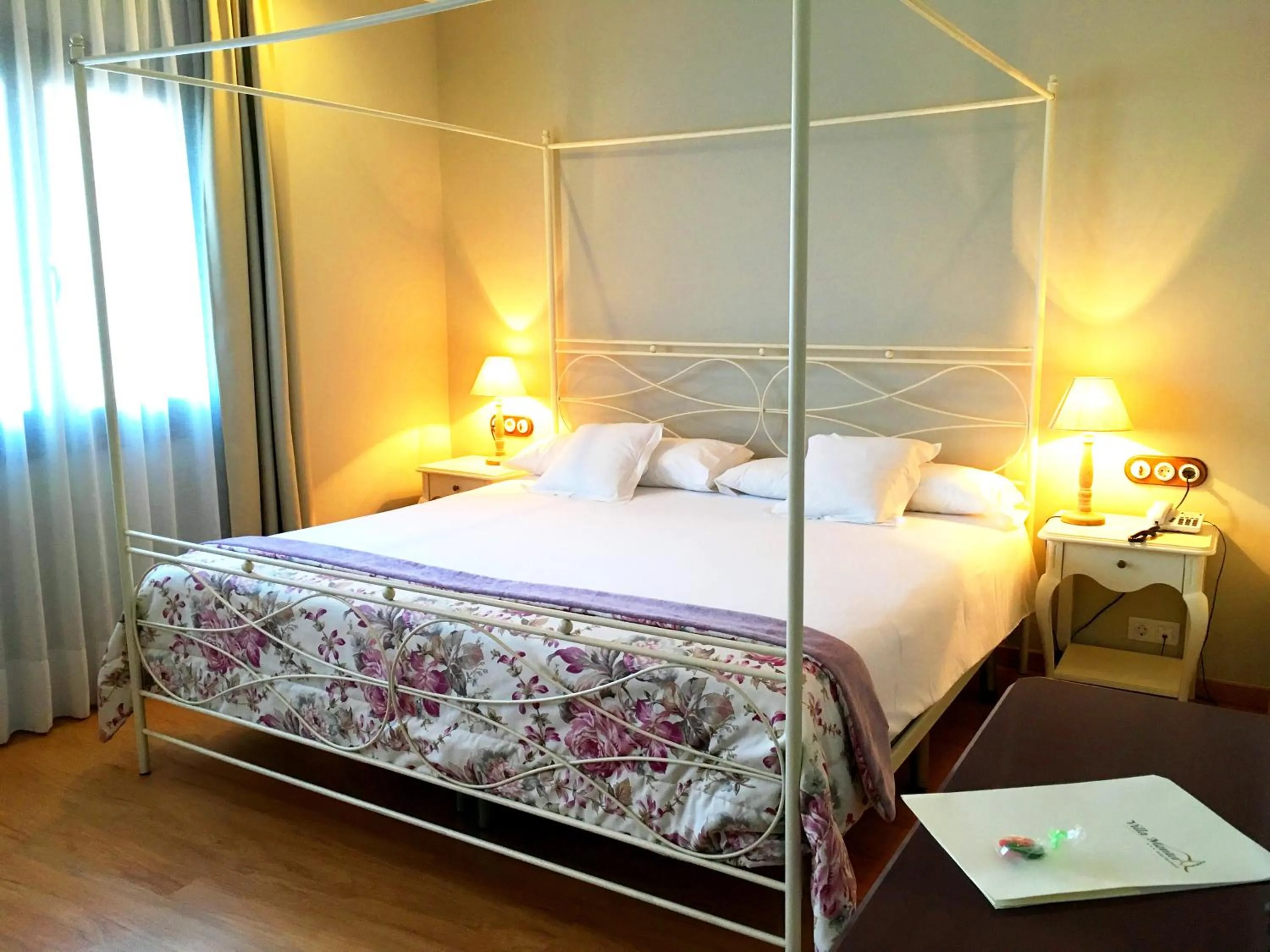 Bedroom in Hotel Villa Monter