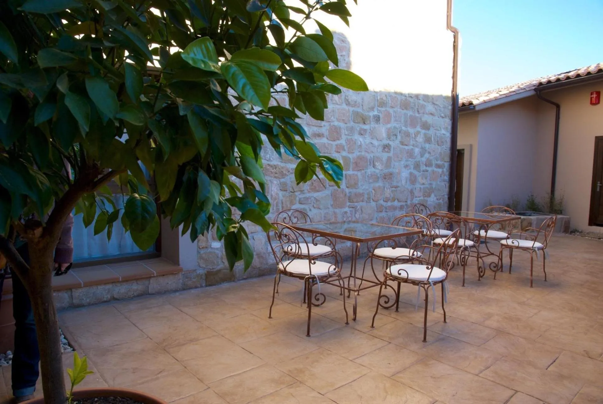 Patio in Hotel Villa Monter