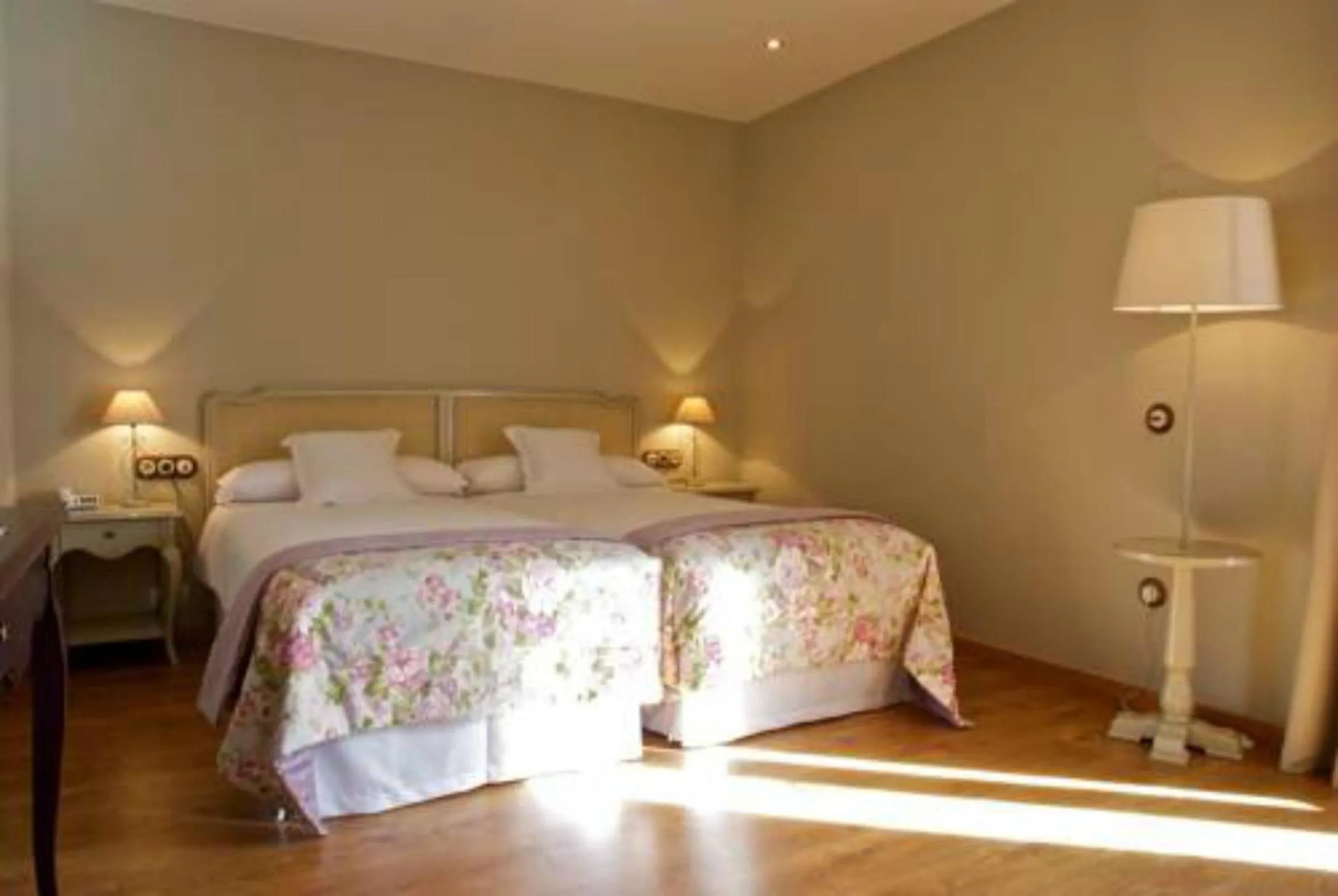 Bedroom in Hotel Villa Monter