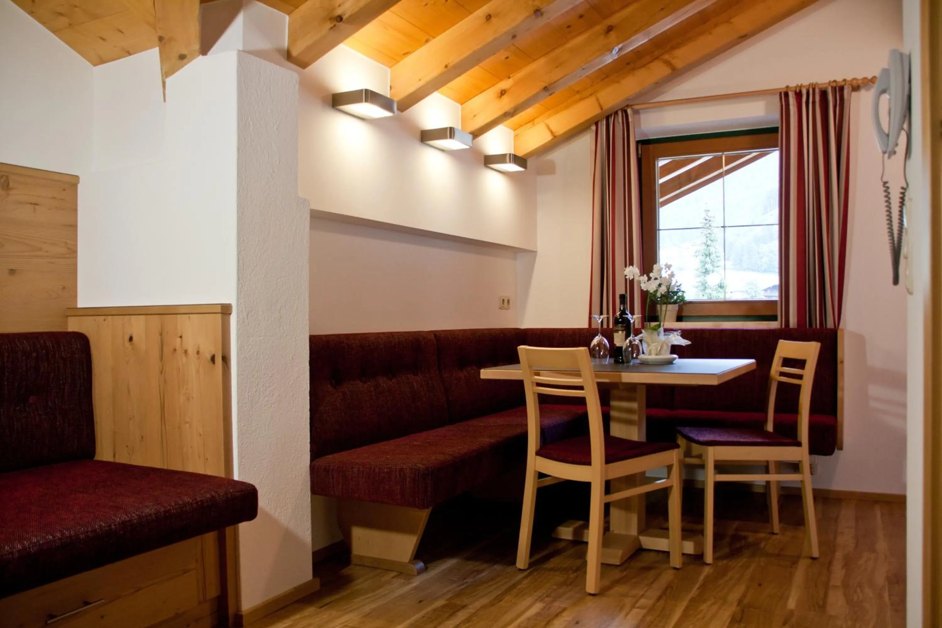 Dining area in Hotel & Suites Glück Auf