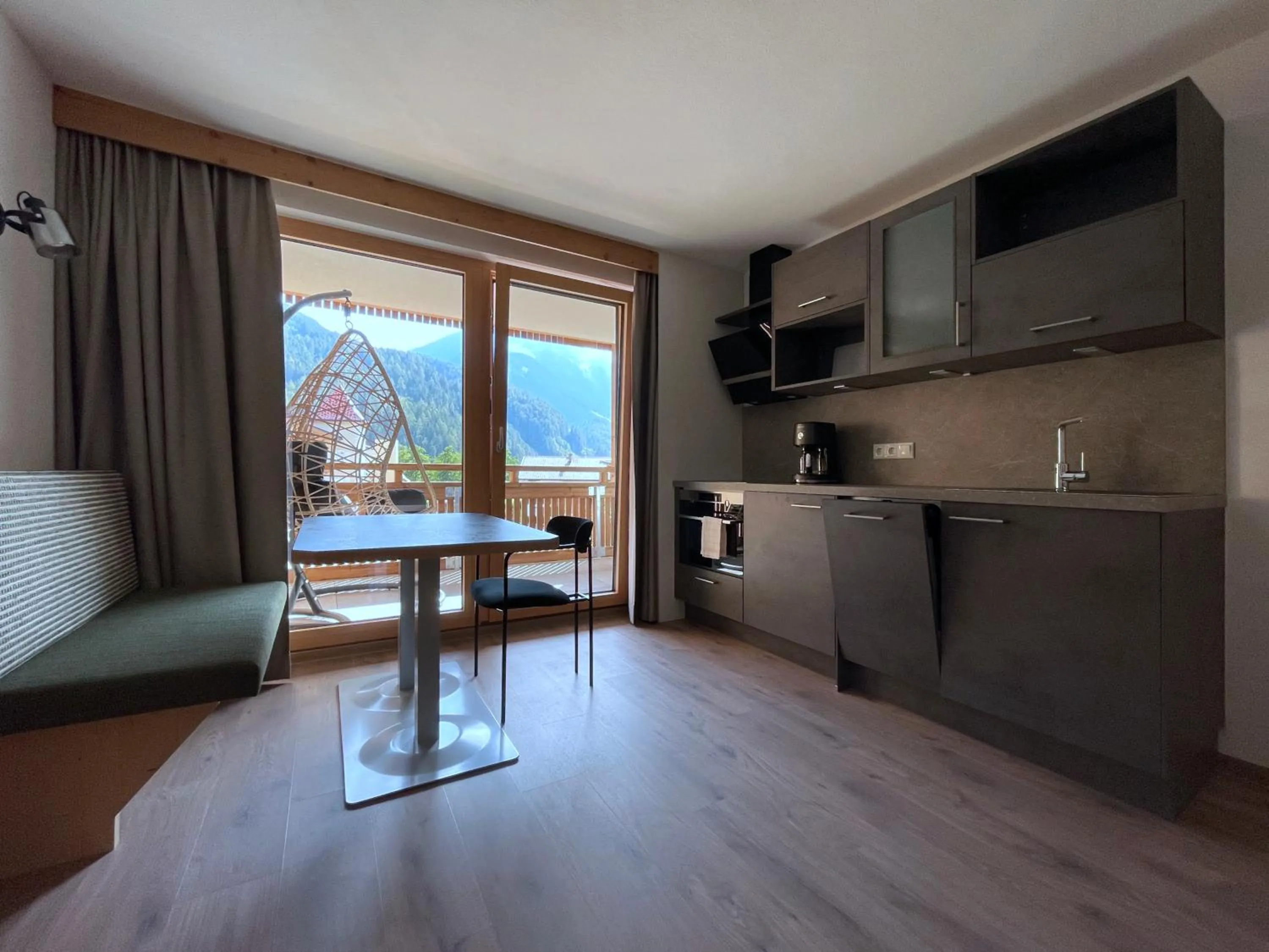 kitchen in Hotel & Suites Glück Auf