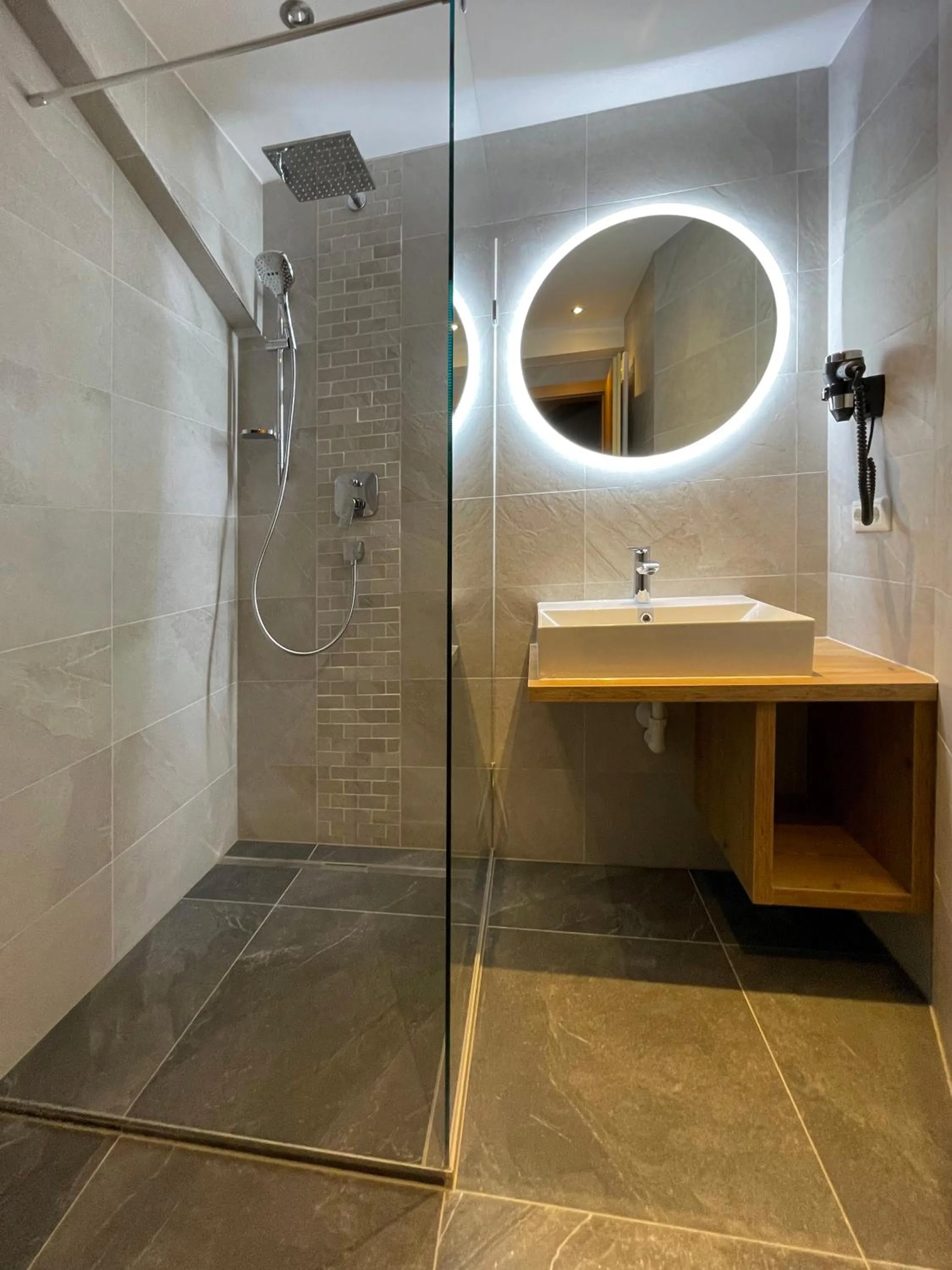 Bathroom in Hotel & Suites Glück Auf