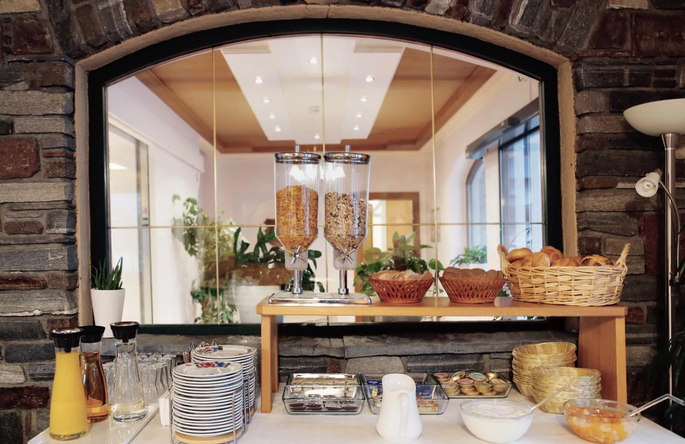 Dining area in Hotel & Suites Glück Auf