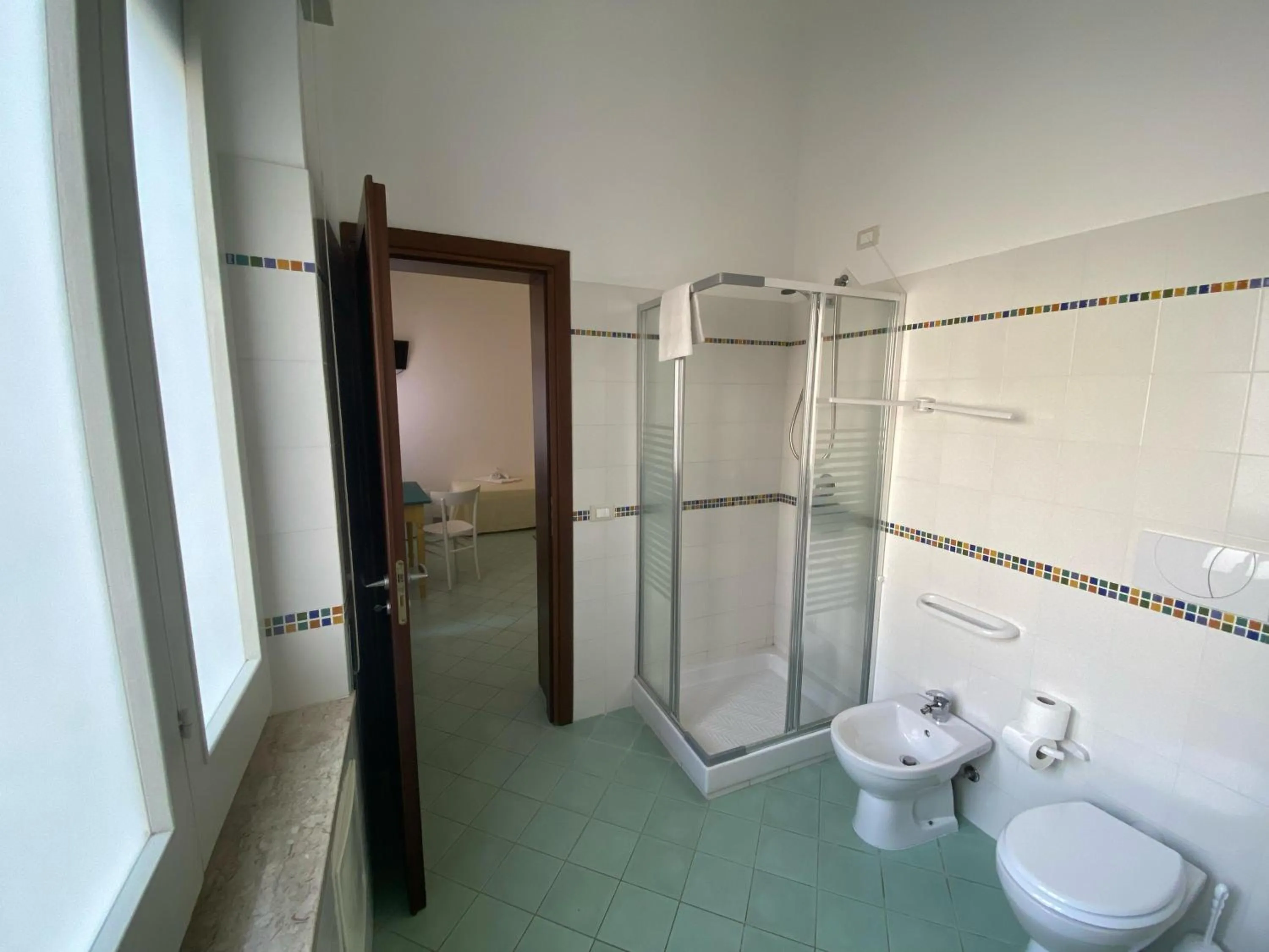 Shower in Le 5 Torri