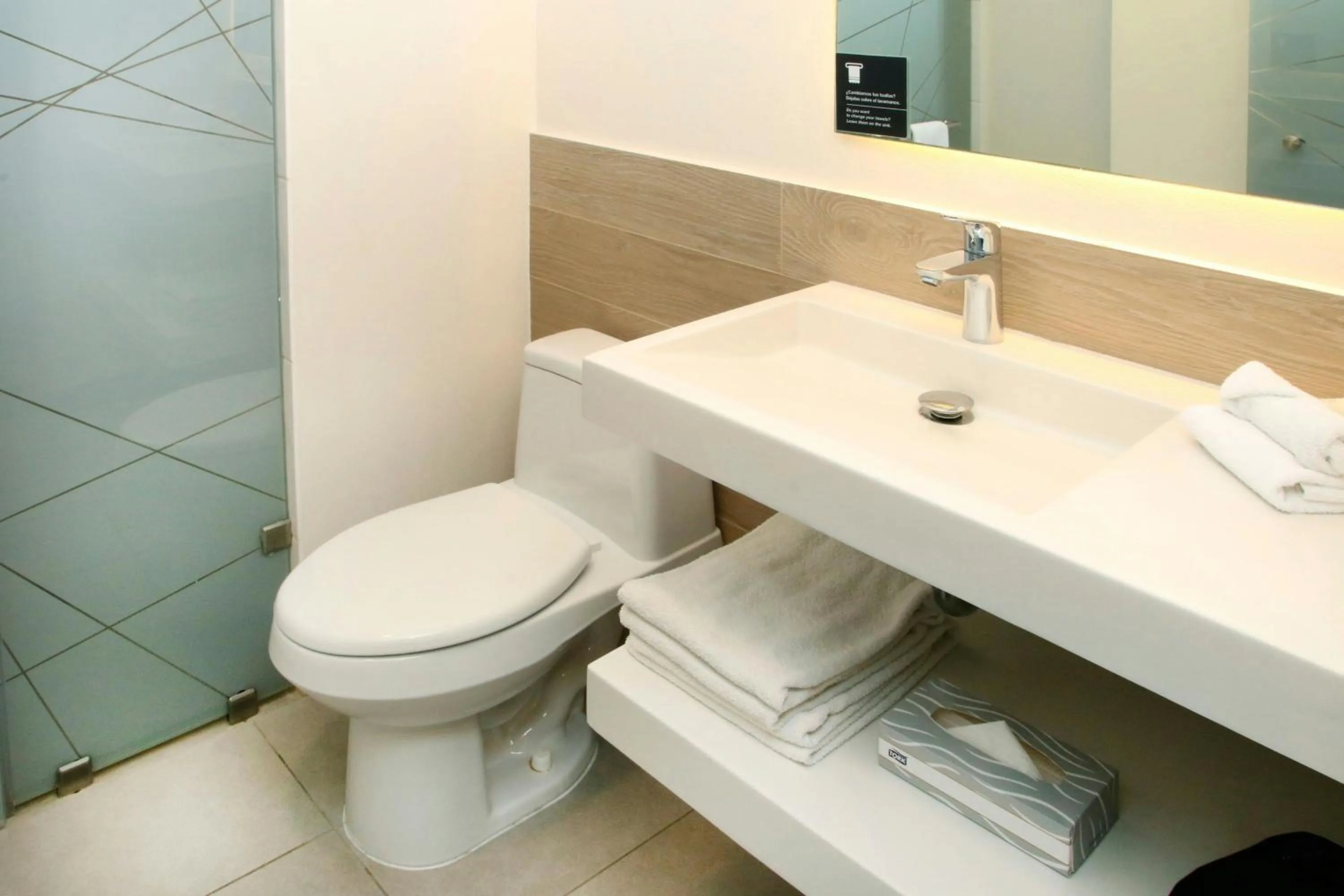 Bathroom in City Express Plus by Marriott Tampico