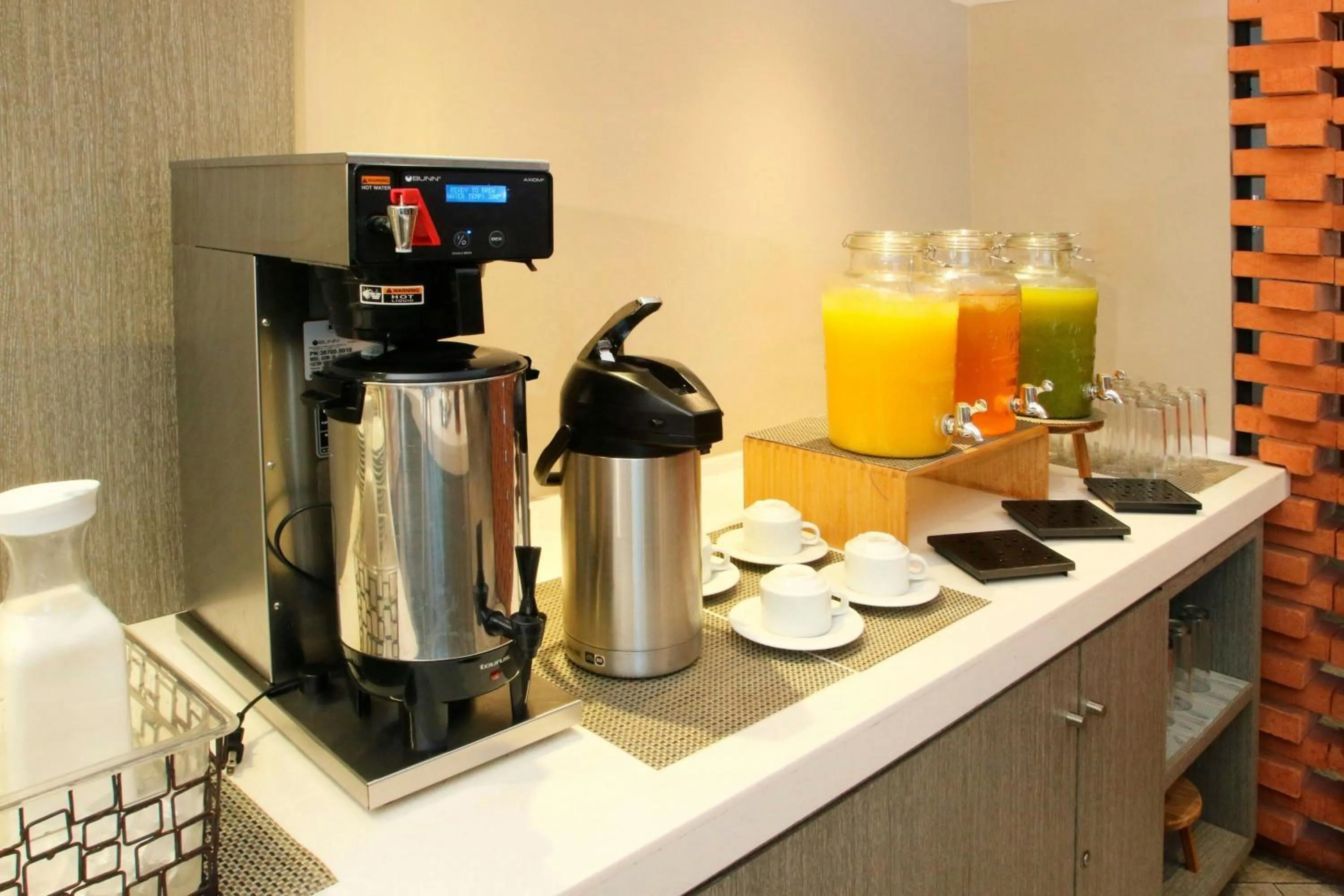 Breakfast in City Express Plus by Marriott Tampico