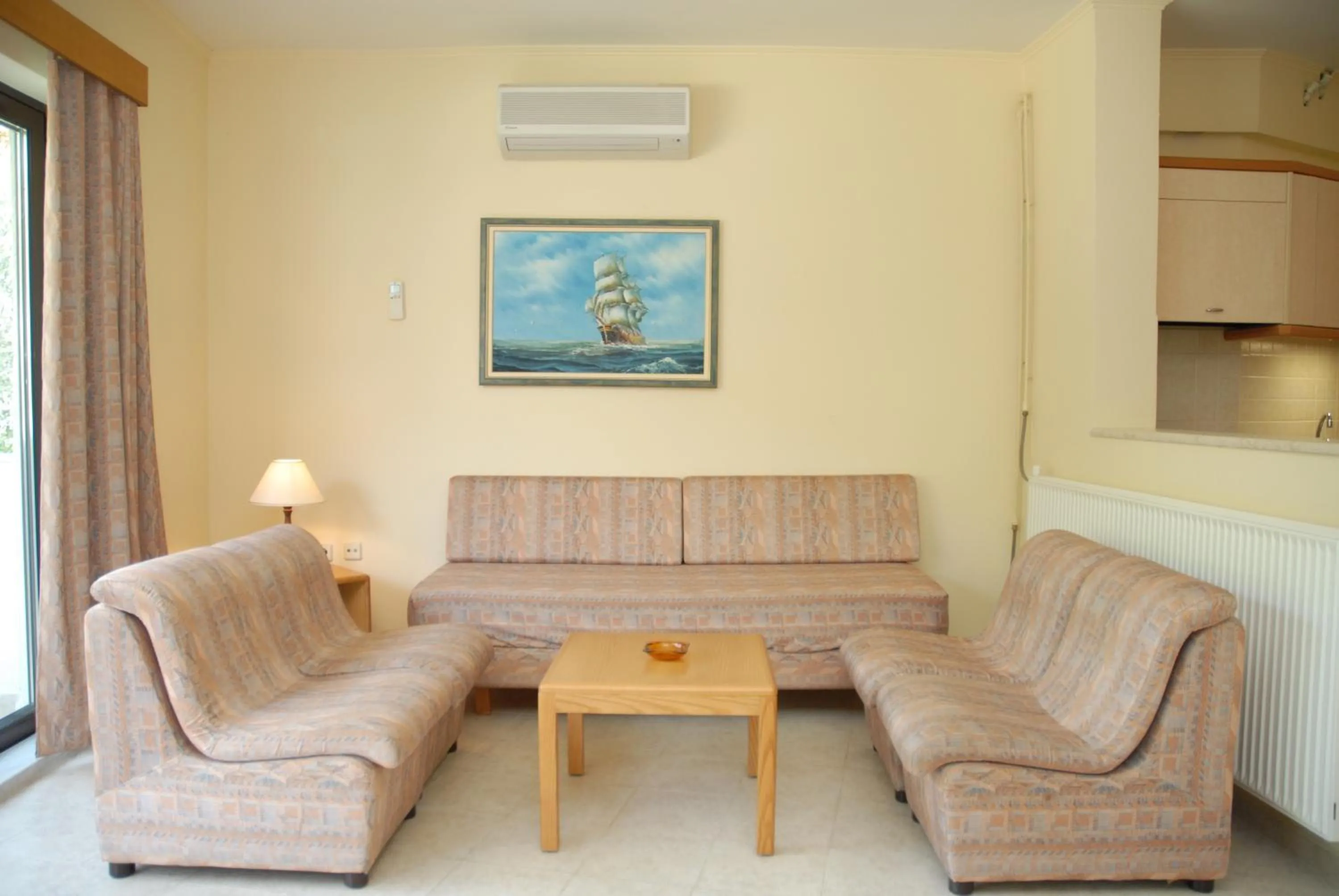 Living room in Niki Hotel Apartments