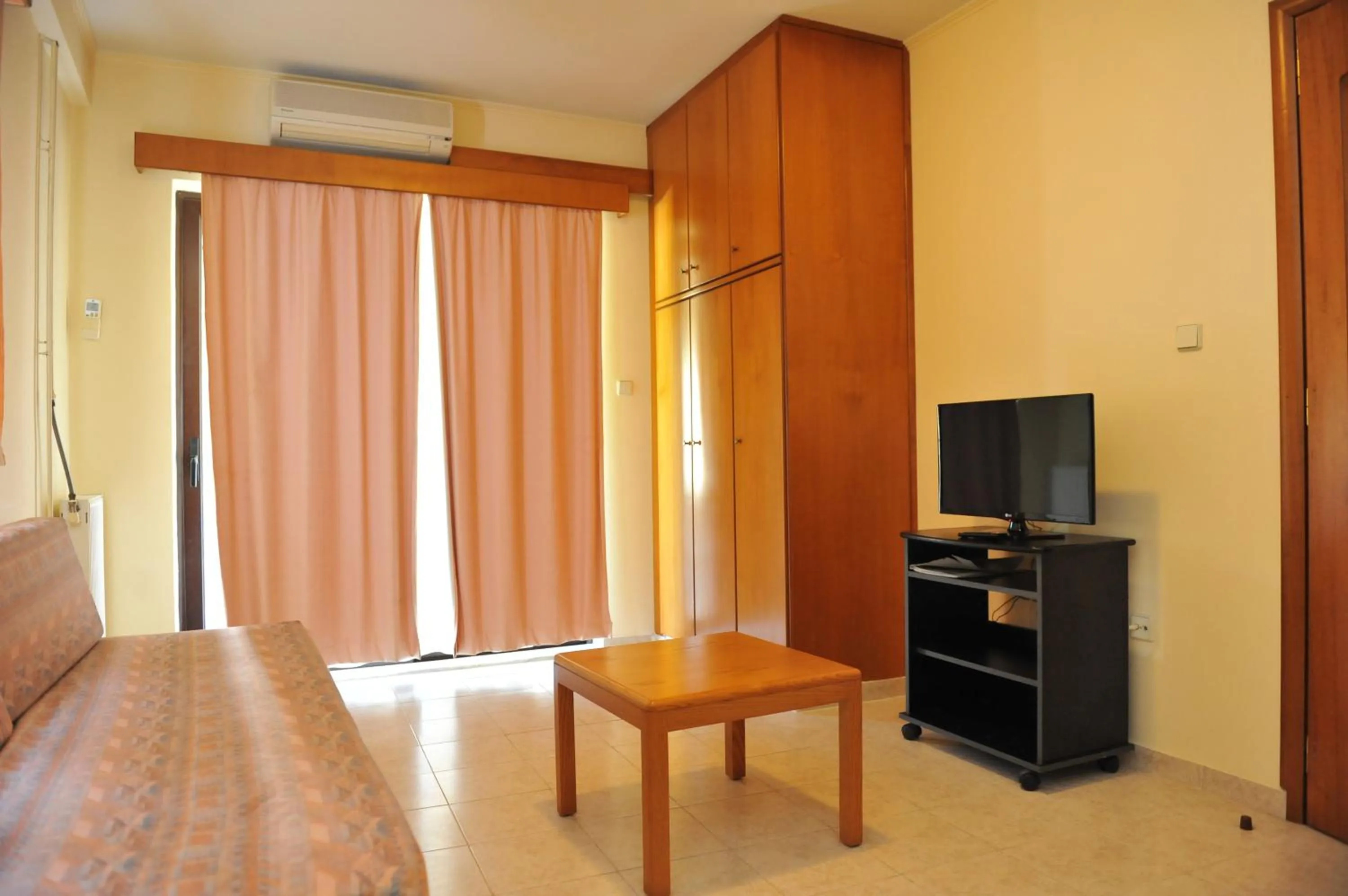 Living room in Niki Hotel Apartments