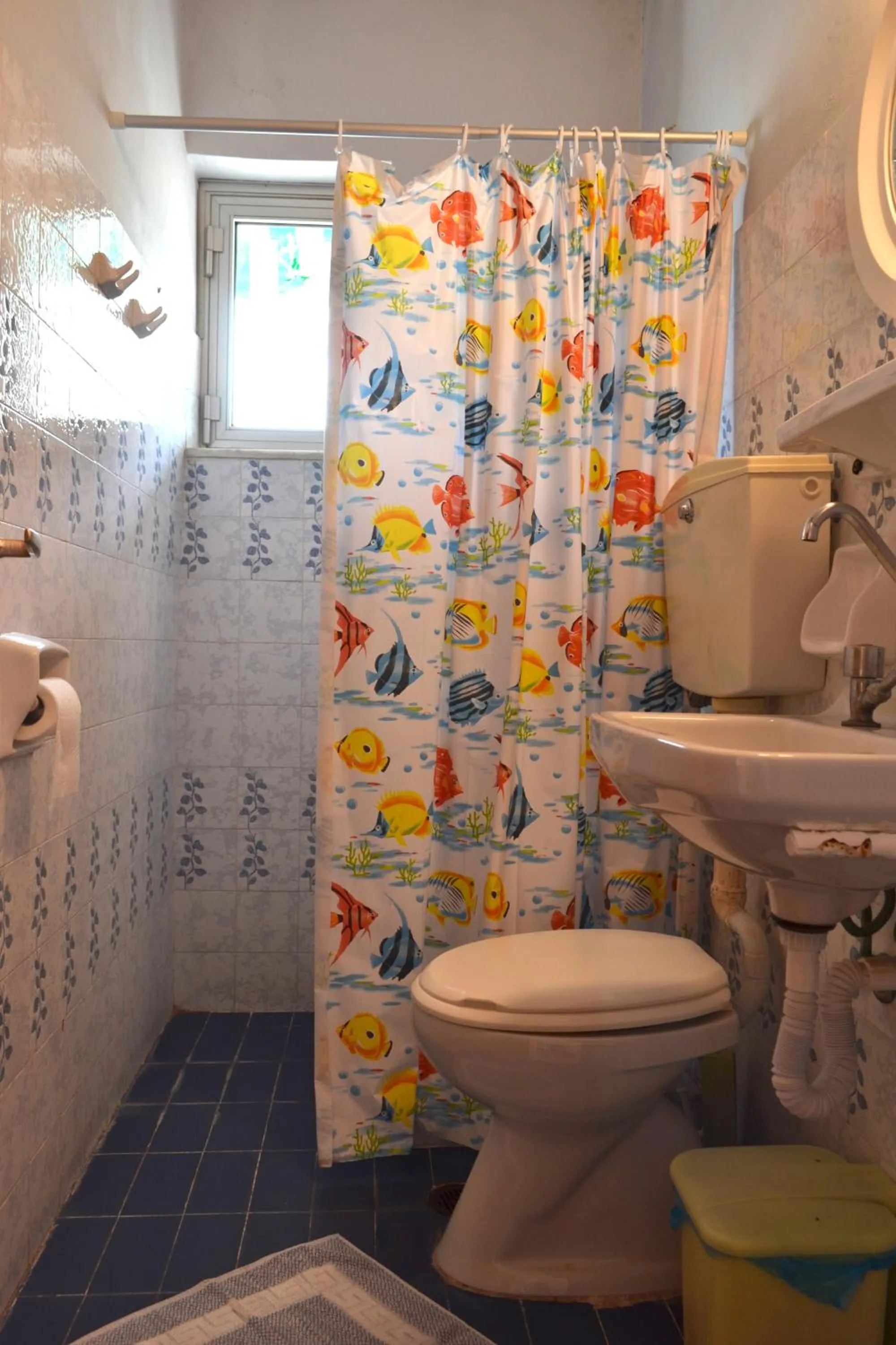 Toilet in Oniro Apartments