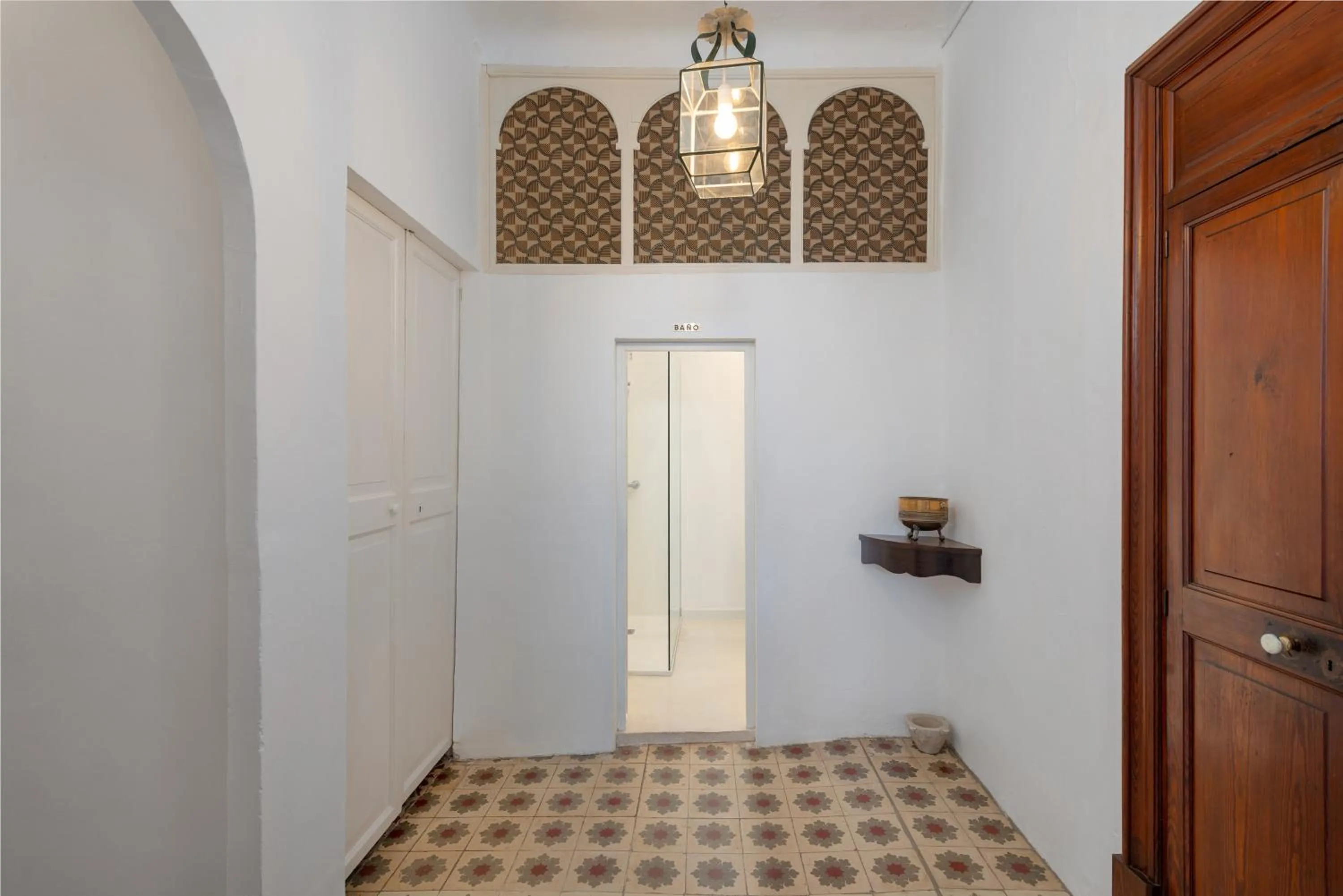 Public Bath in Hostal Pons