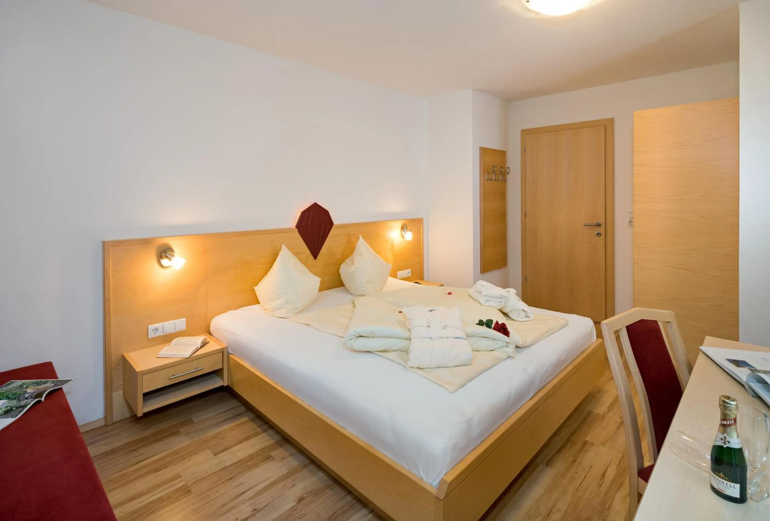 Bed in Aparthotel Alpendiamant Serfaus Wachter GmbH