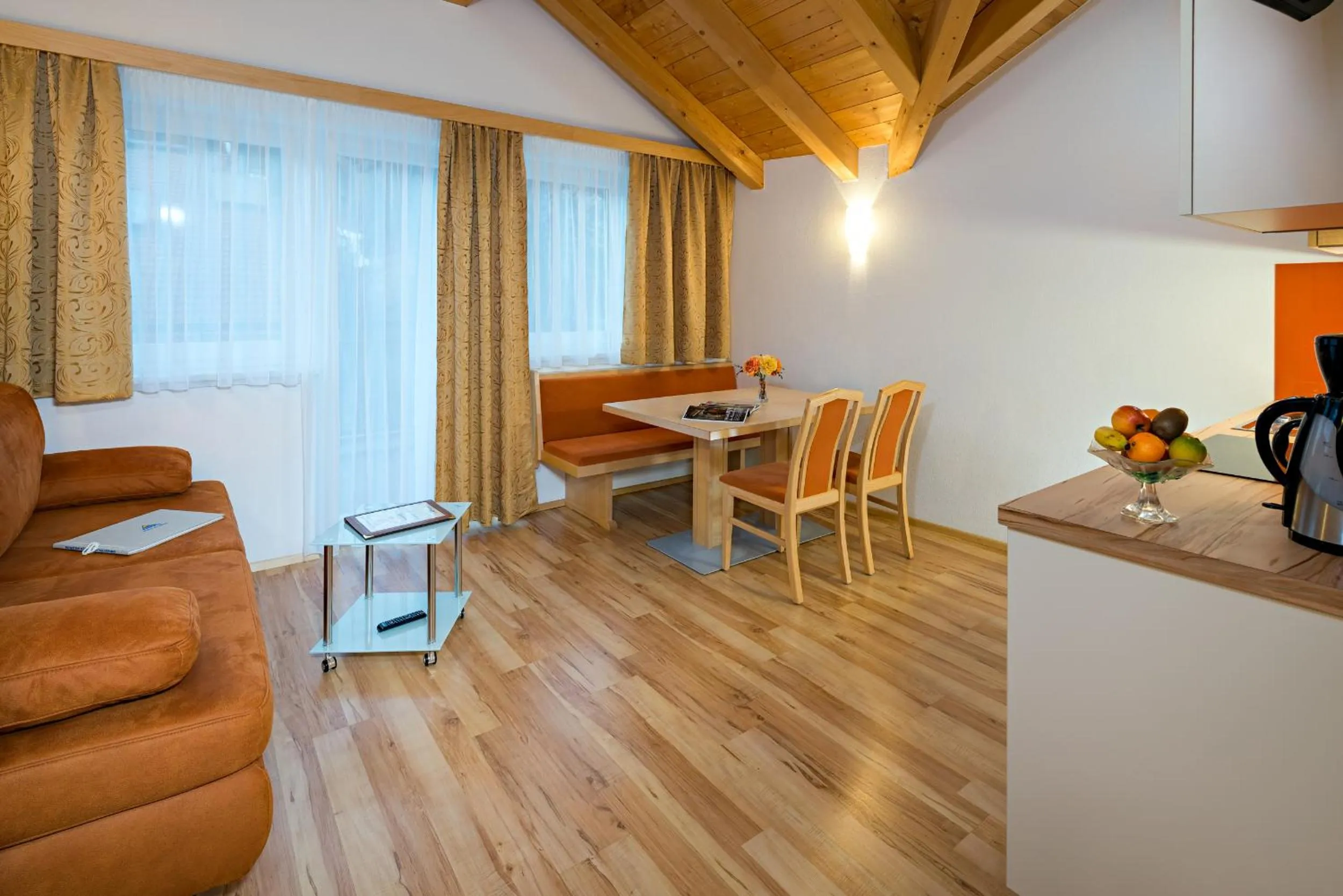 Seating area in Aparthotel Alpendiamant Serfaus Wachter GmbH