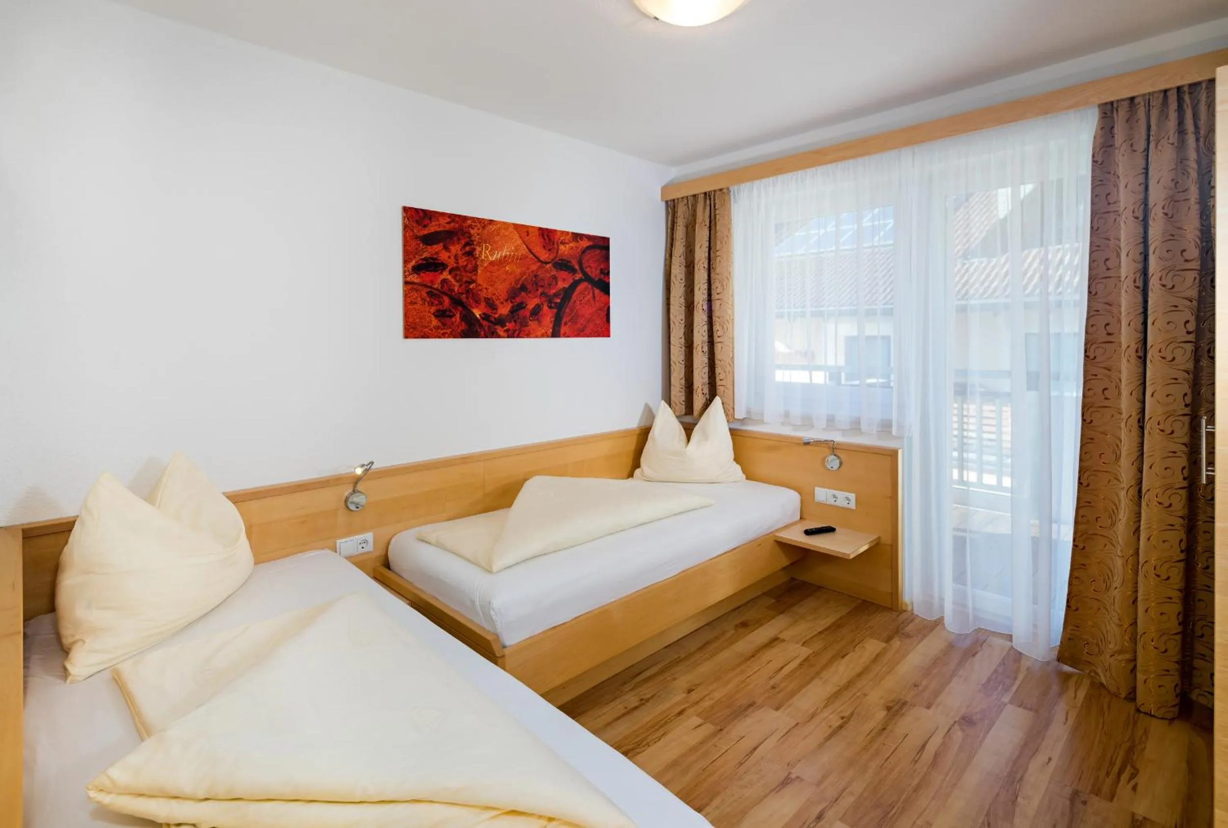 Bed in Aparthotel Alpendiamant Serfaus Wachter GmbH