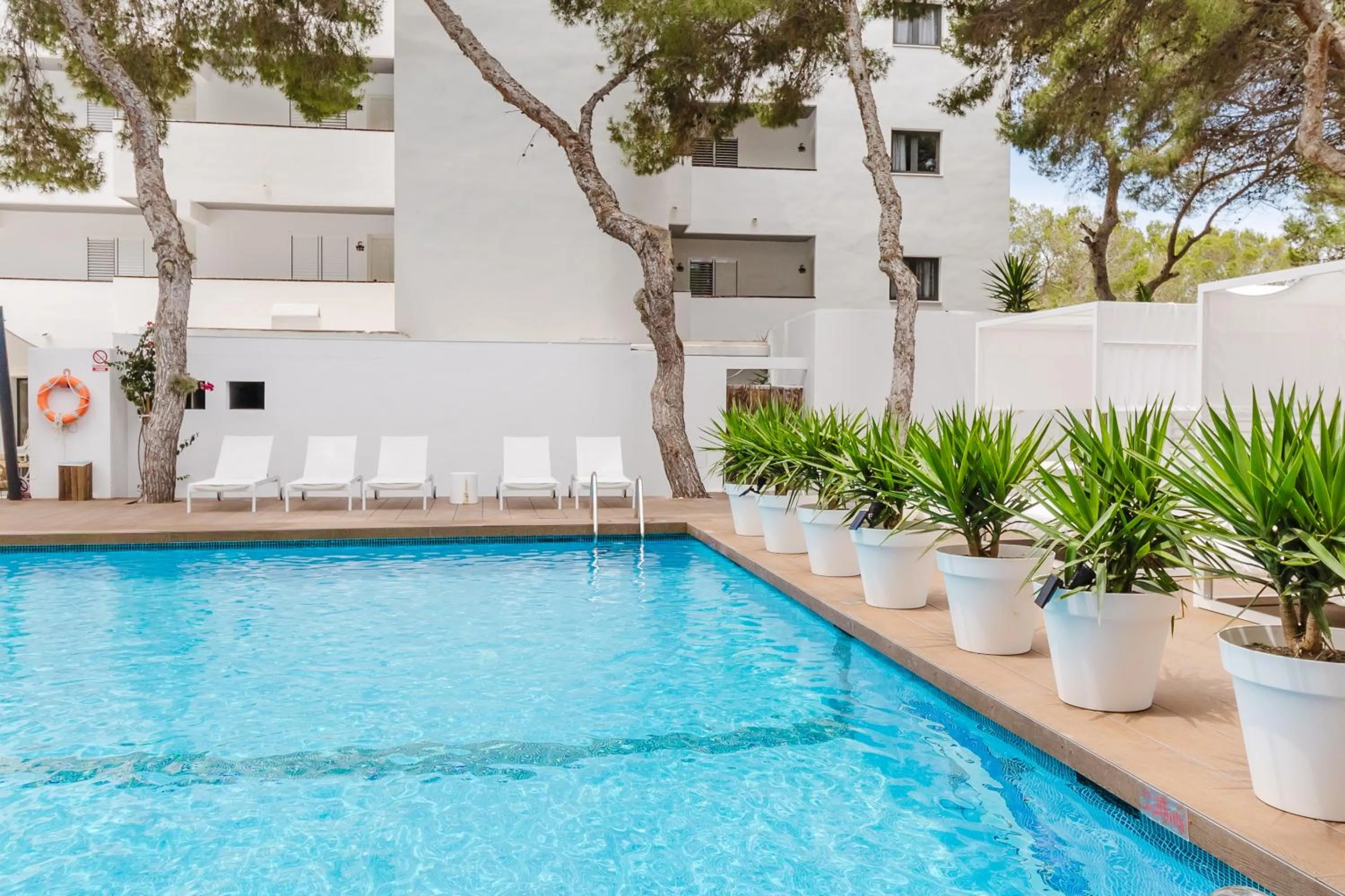 Garden in Apartamentos Es Pujols - Emar Hotels