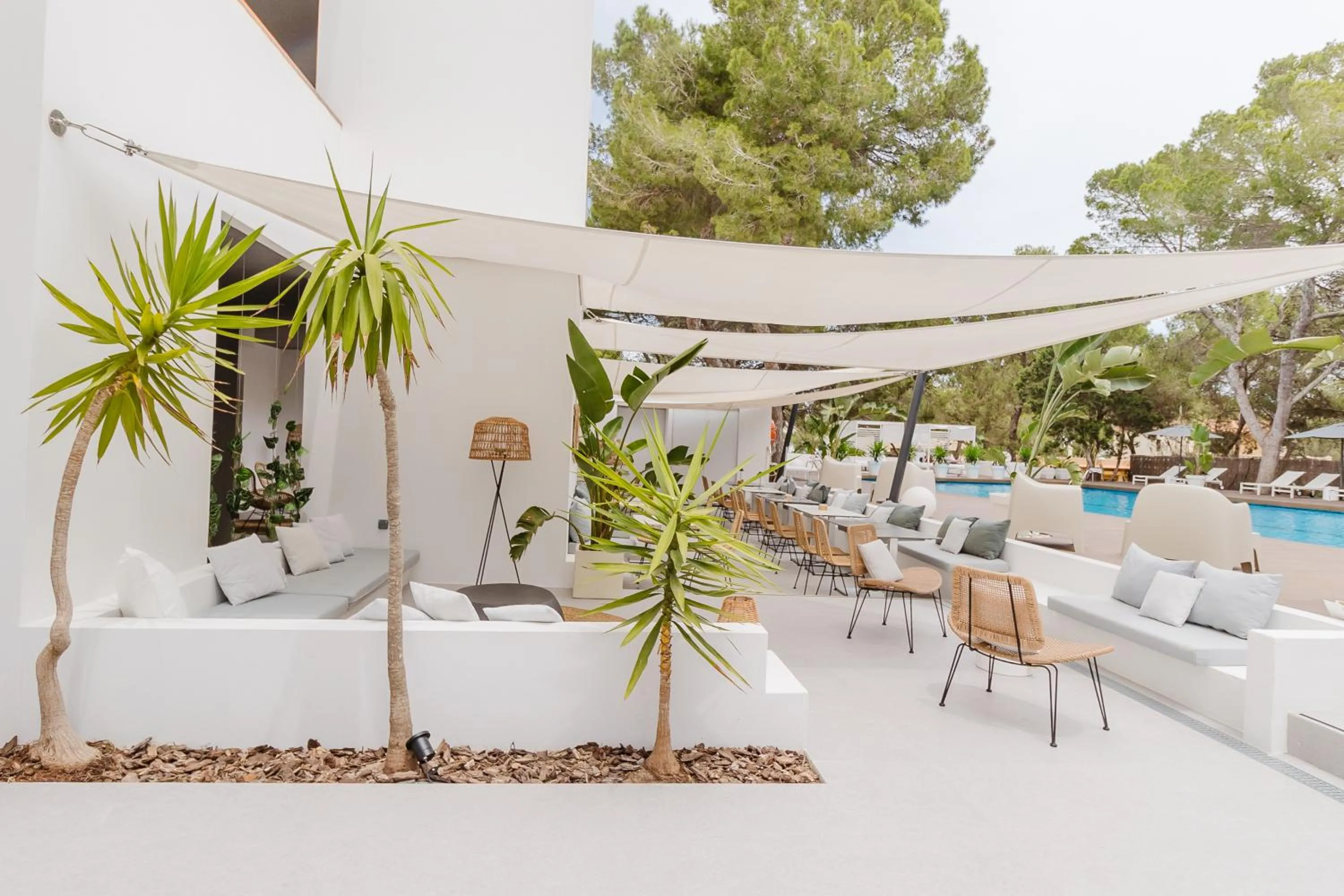 Seating area in Apartamentos Es Pujols - Emar Hotels