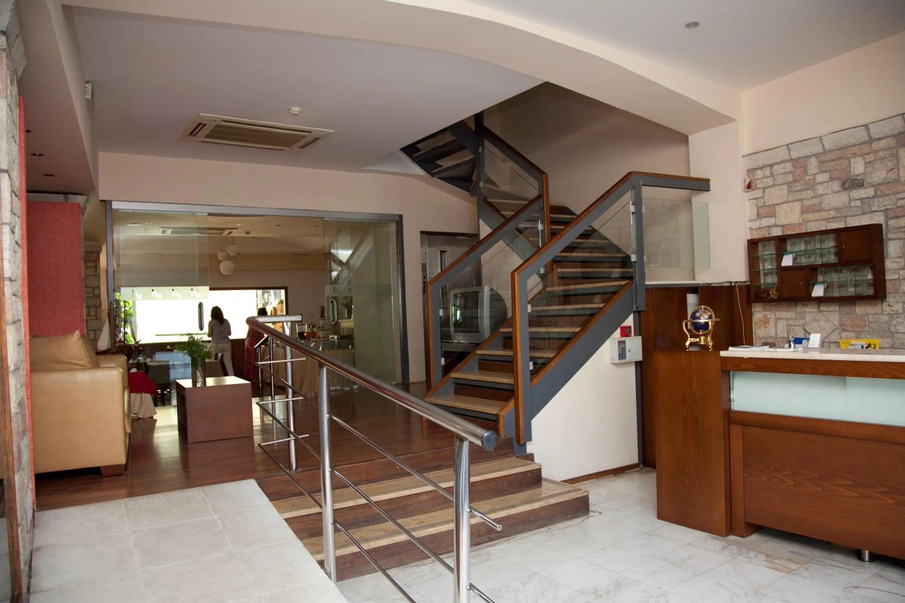 Area and facilities in Akroyali Hotel & Villas