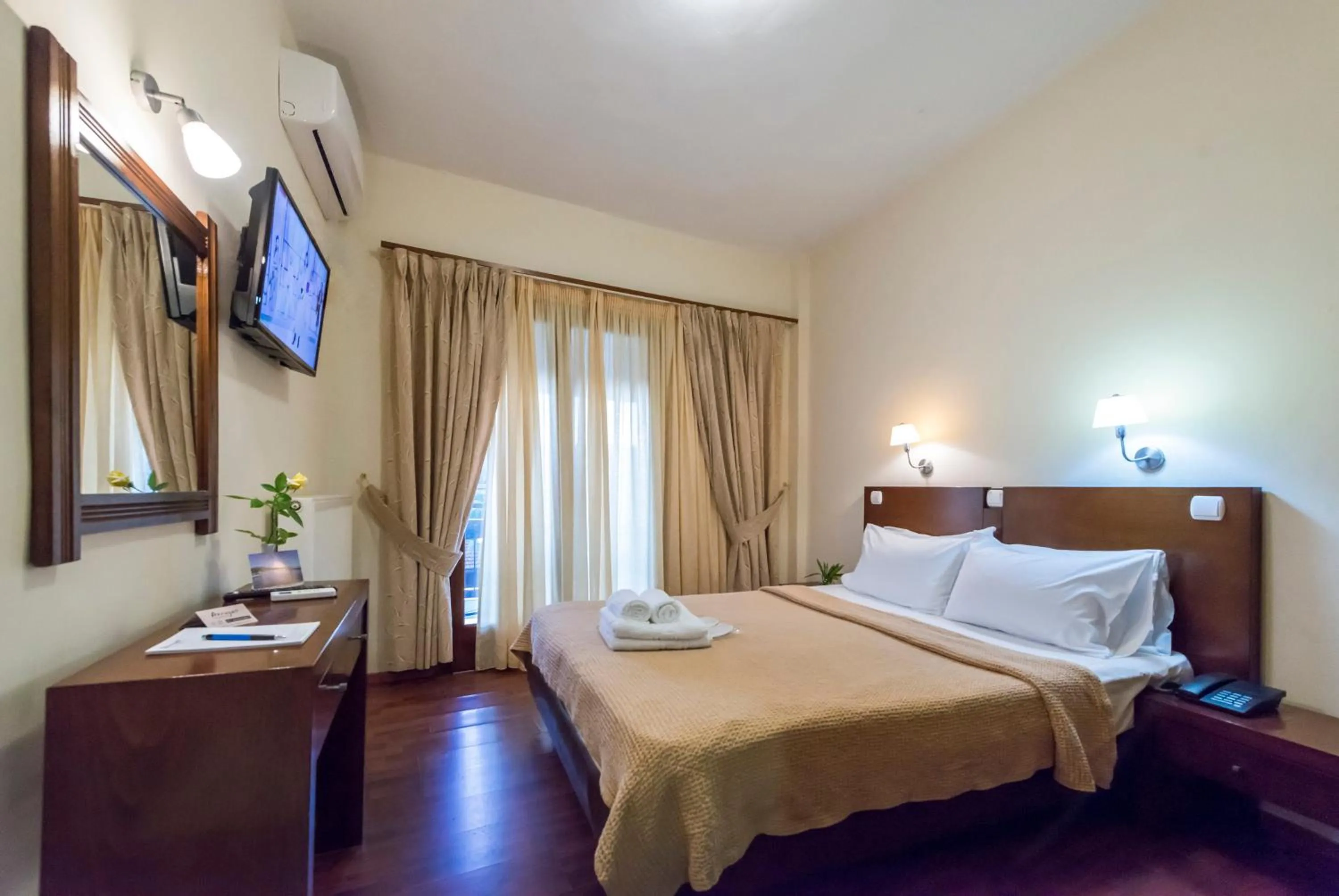 Bedroom, Bed in Akroyali Hotel & Villas