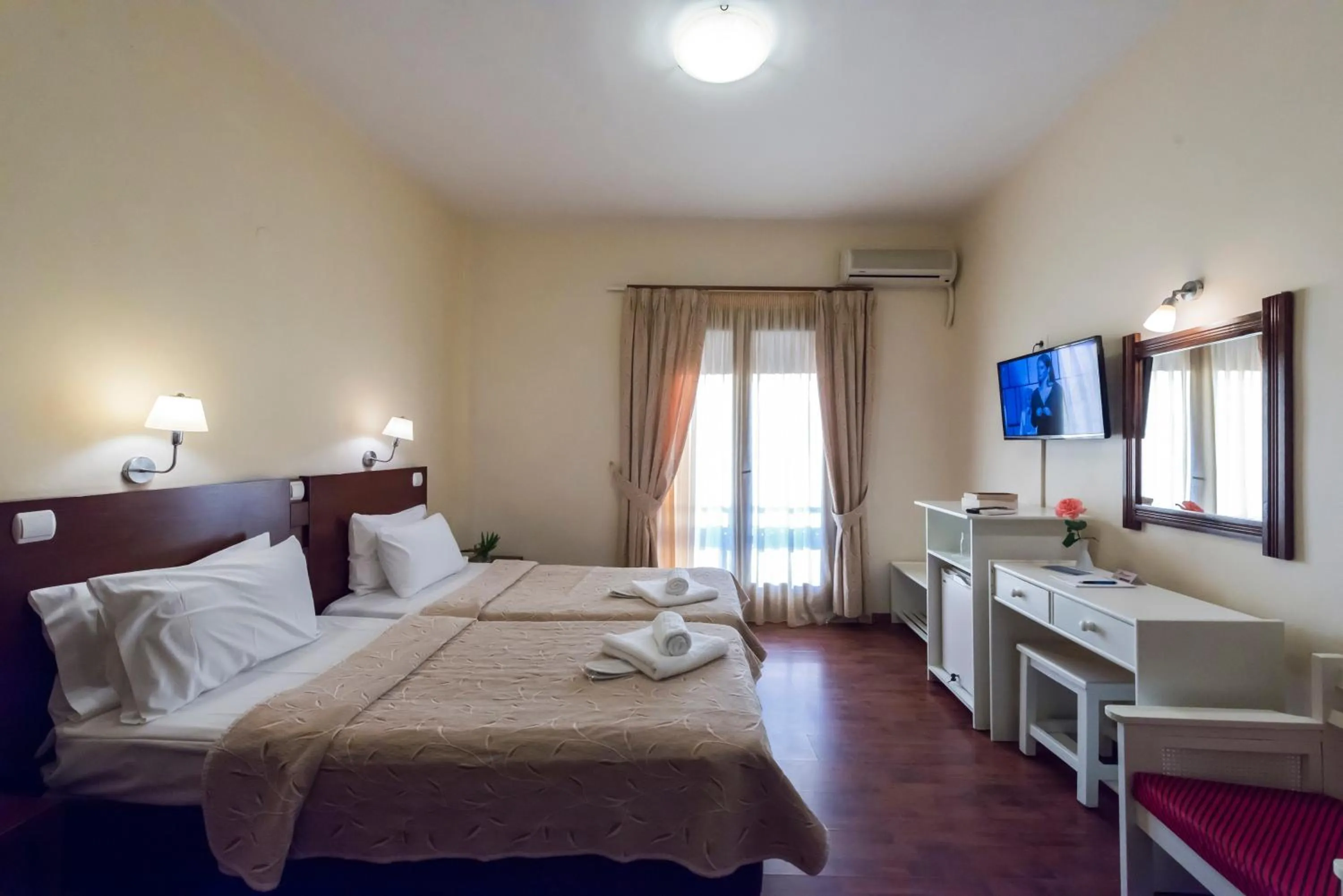 Bedroom, Bed in Akroyali Hotel & Villas