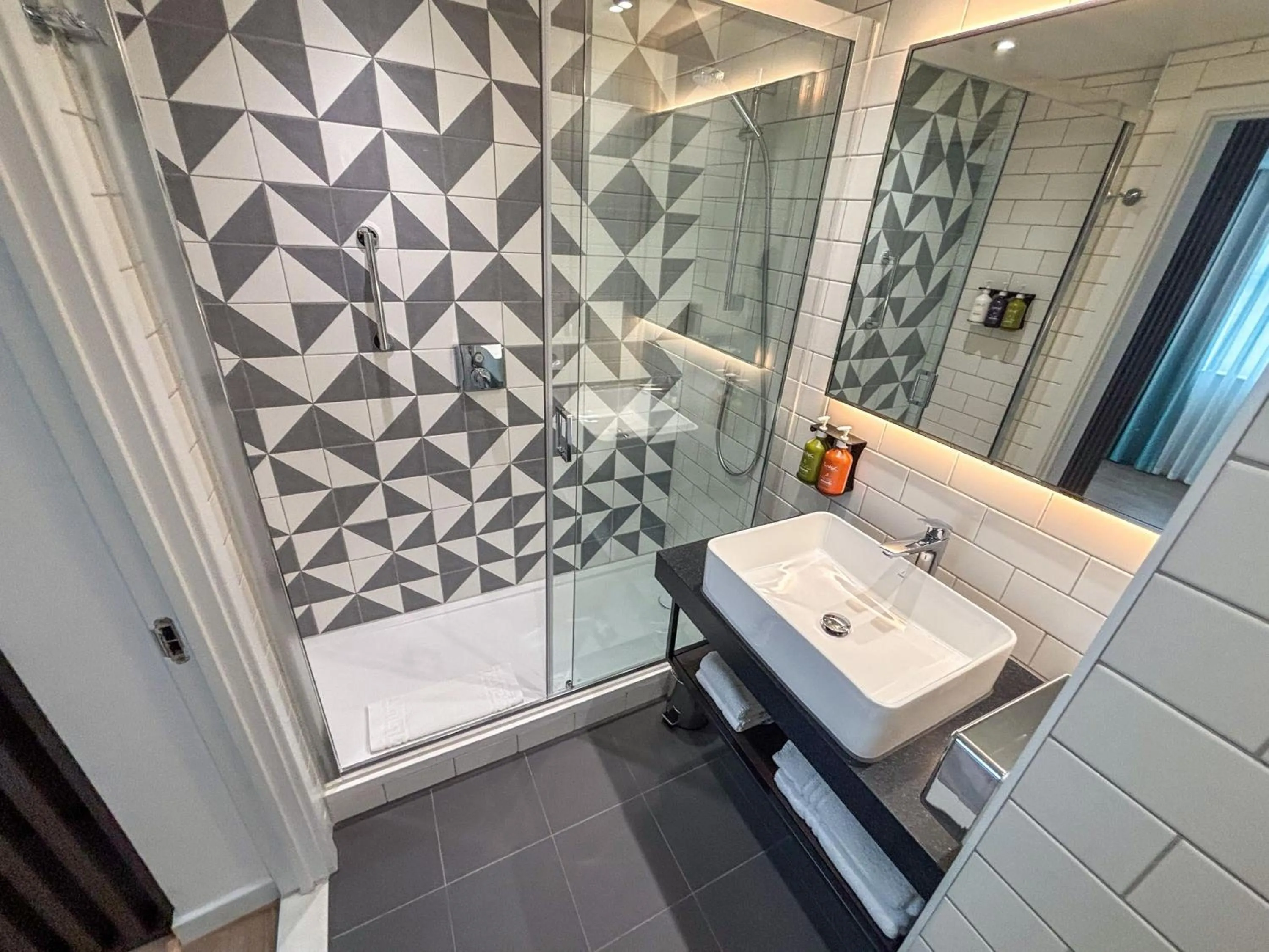 Bathroom in Holiday Inn London - Whitechapel by IHG
