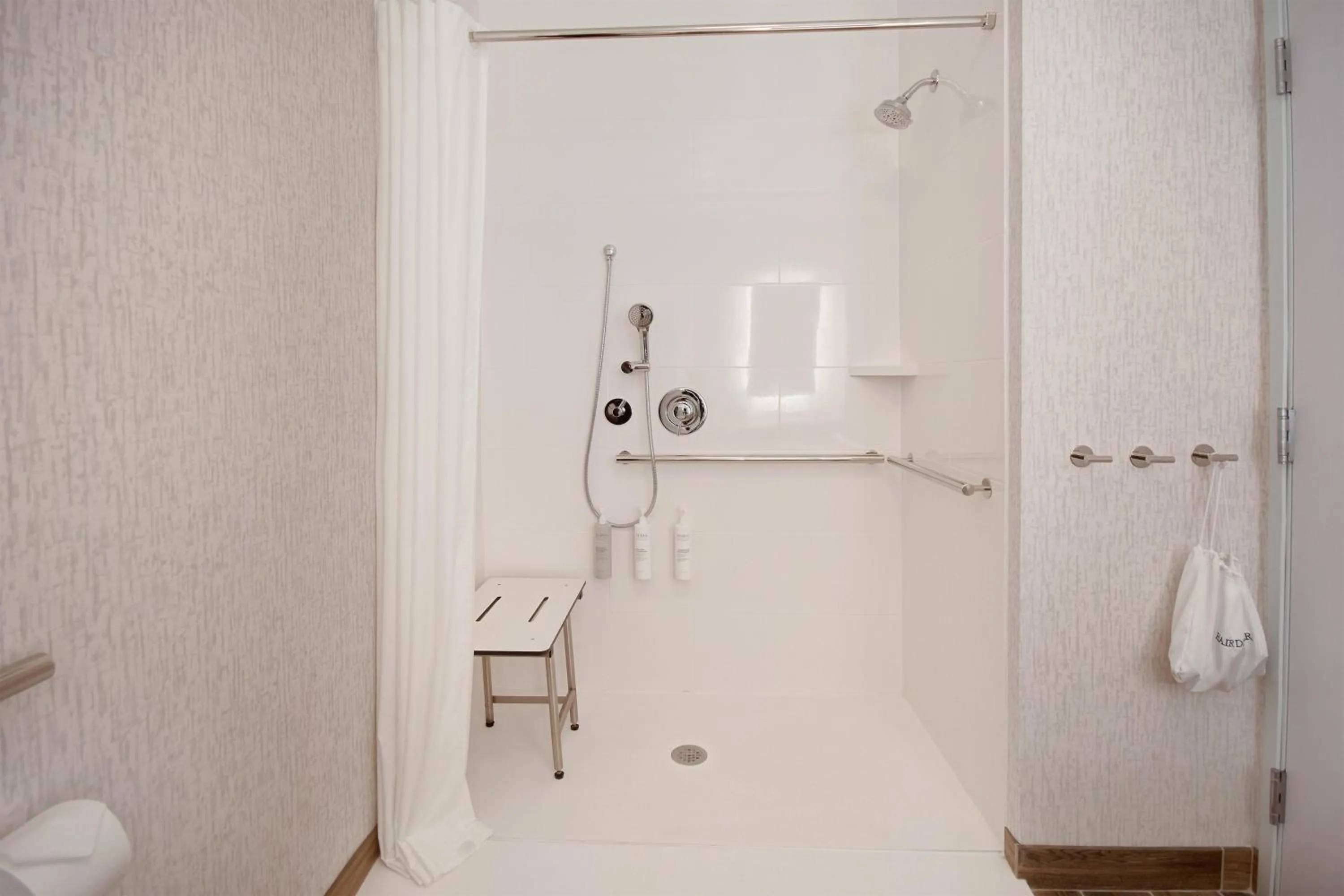 Bathroom in Hampton Inn & Suites Dayton-Vandalia