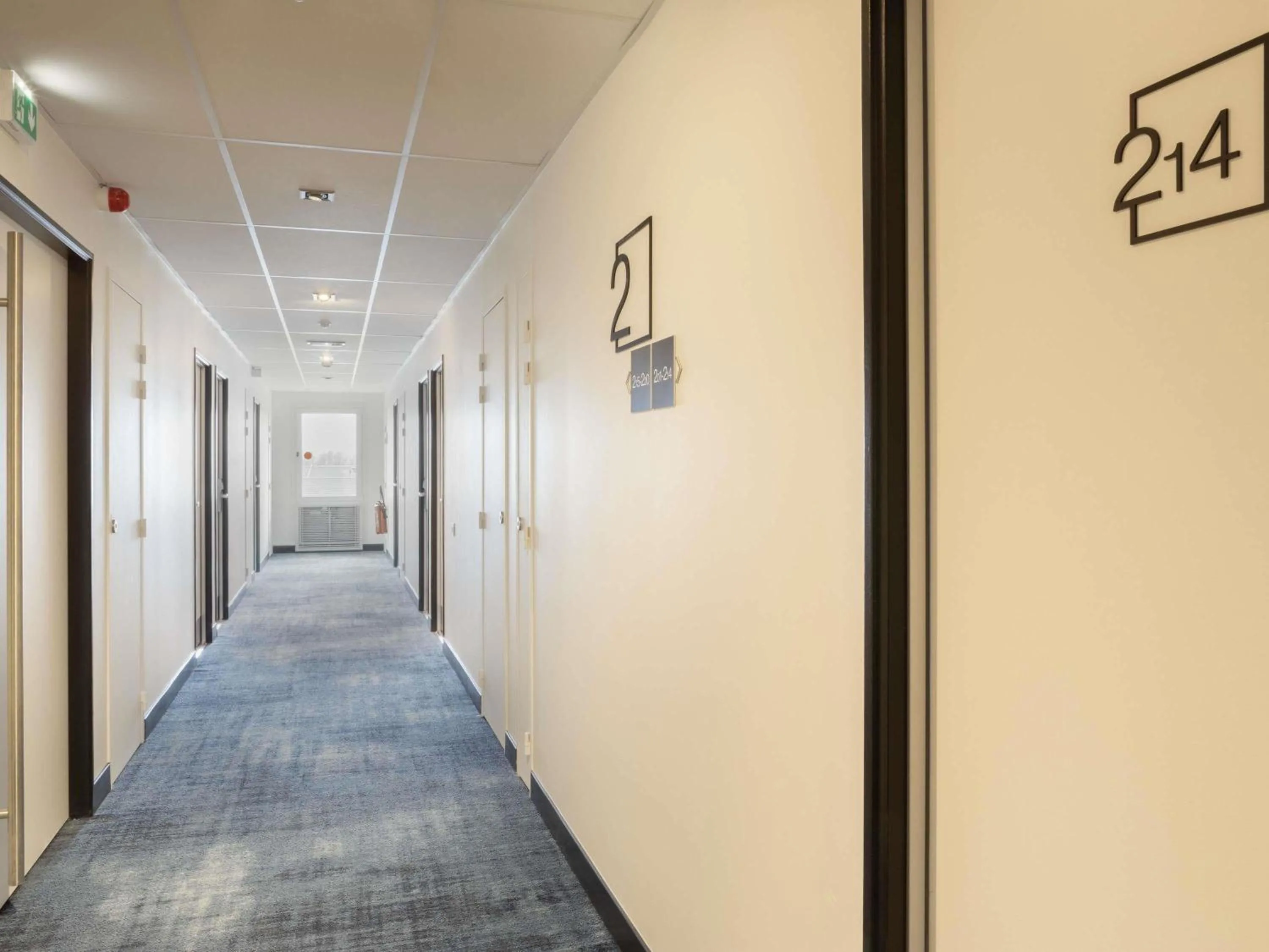 Property building in ibis Douai Dechy